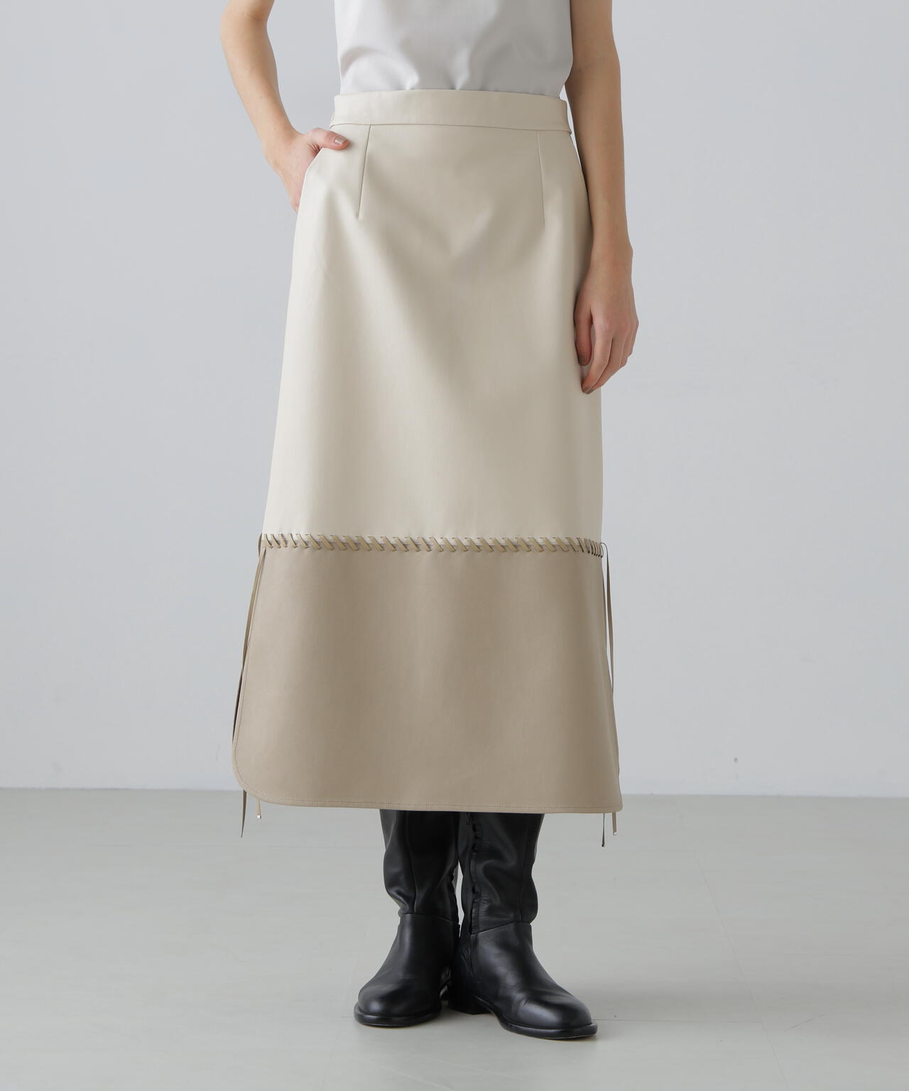 レースアップフェイクレザースカート | ADORE（アドーア） ｜【公式
