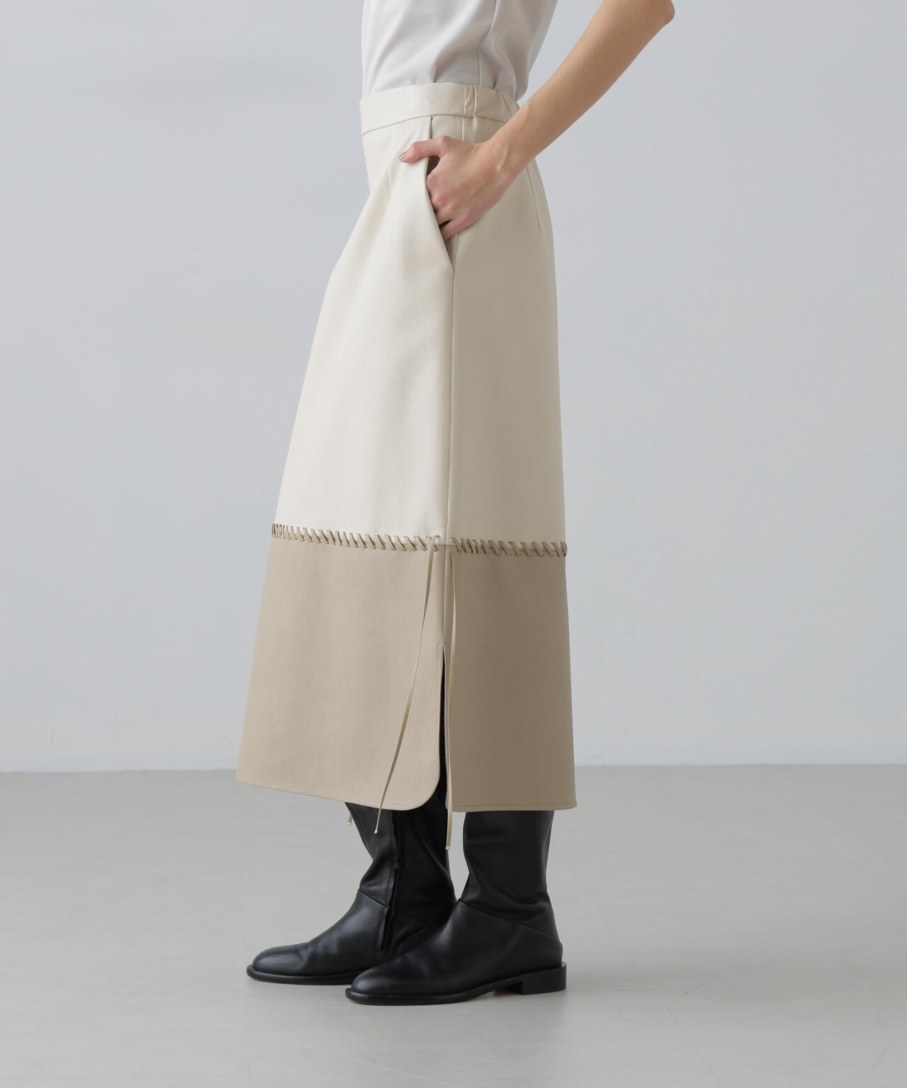 レースアップフェイクレザースカート | ADORE（アドーア） ｜【公式