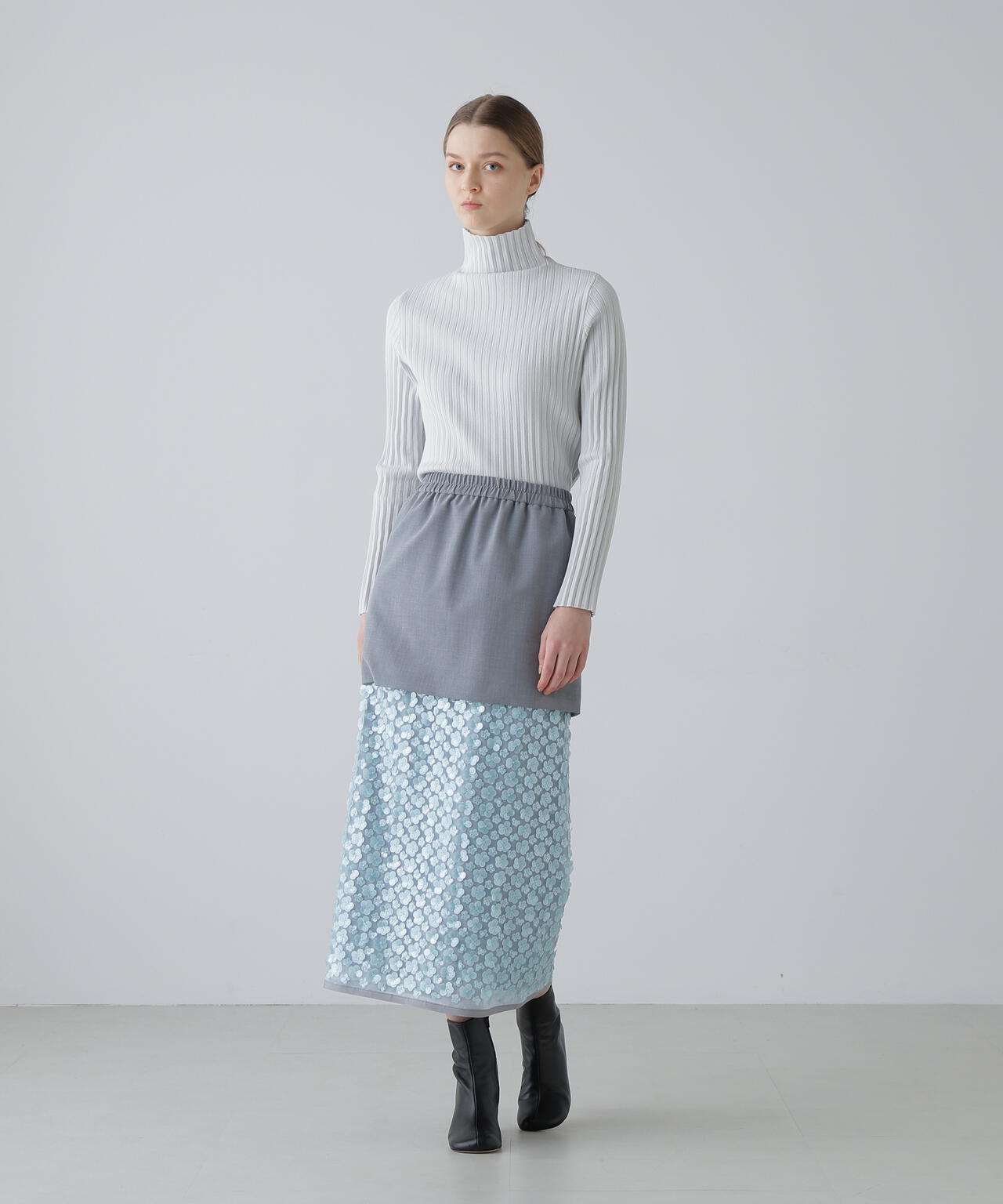 【新品】ADORE マキシスカート フラワーシークインスカート | ADORE（アドーア） ｜【公式】通販mix