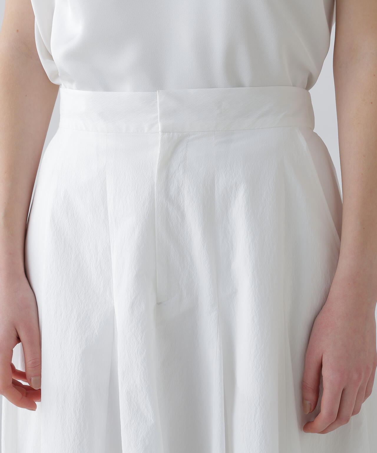 ペーパーライクナイロンスカート