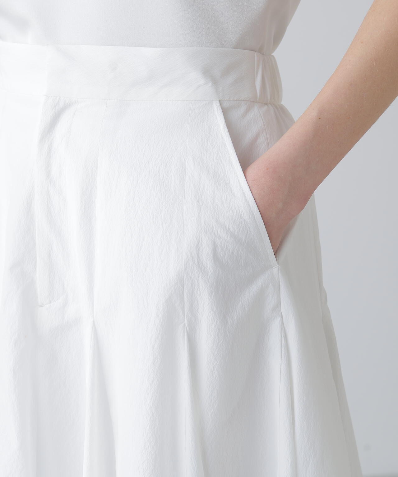 ペーパーライクナイロンスカート