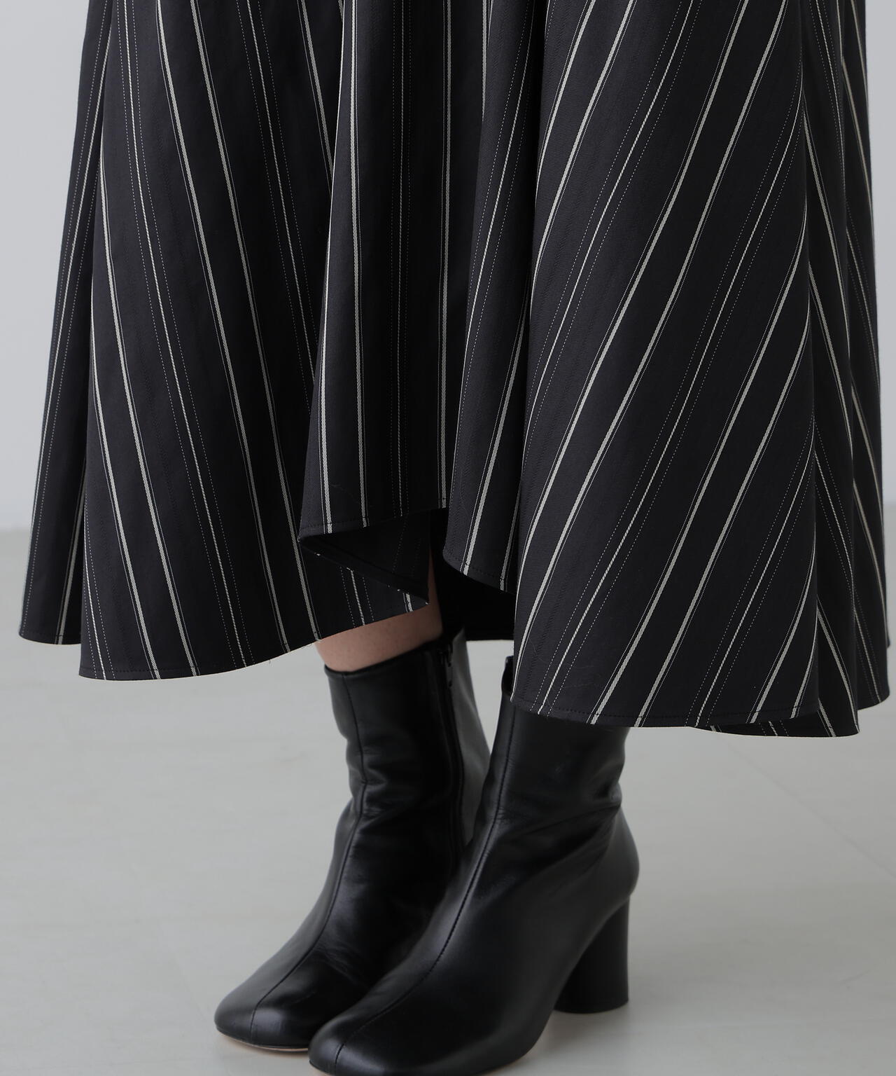 マルチストライプジャガードスカート