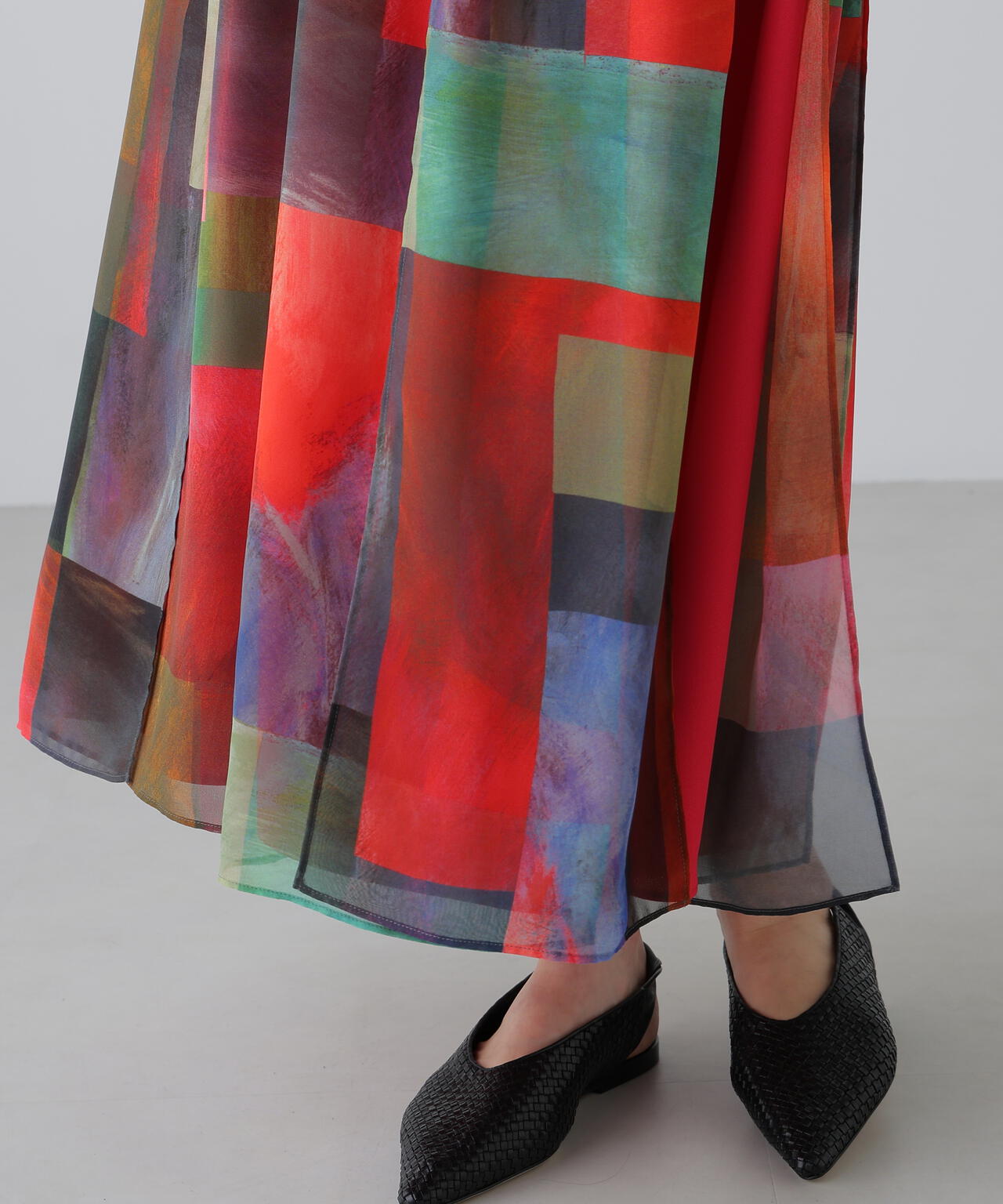 アブストラクトブロッキングプリントスカート | ADORE（アドーア