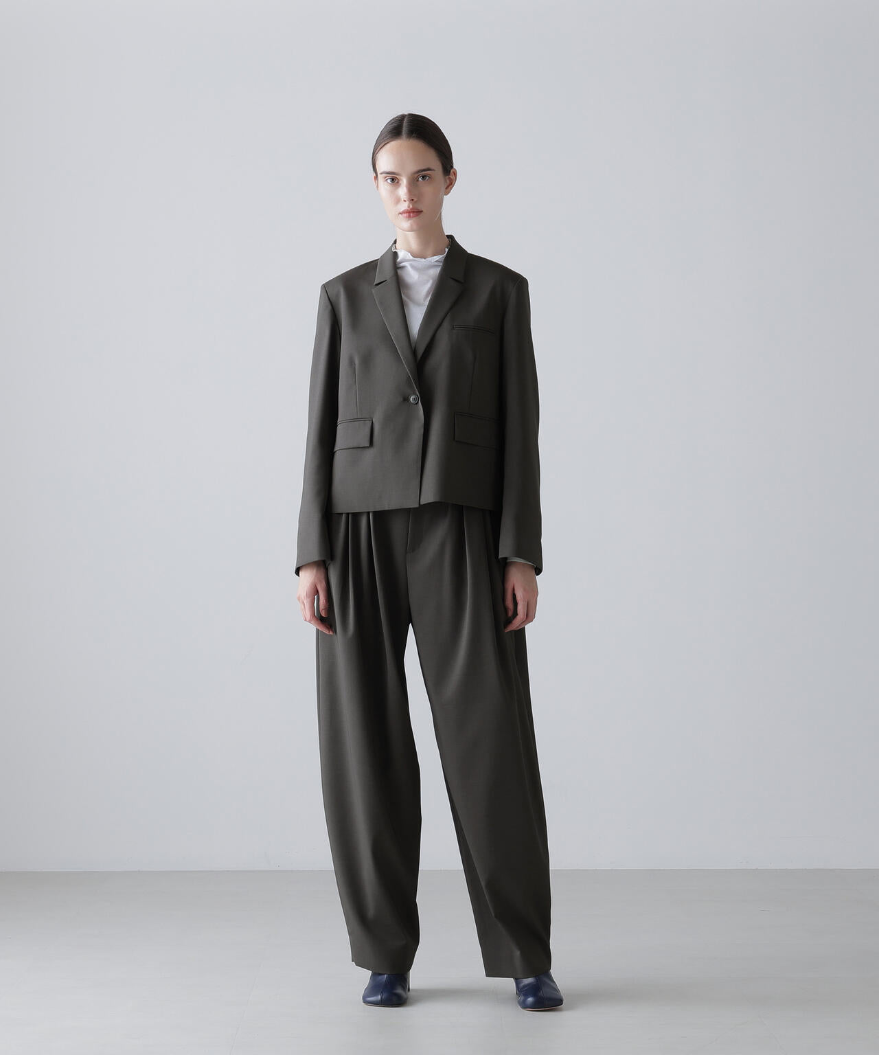 マニッシュクロスパンツ