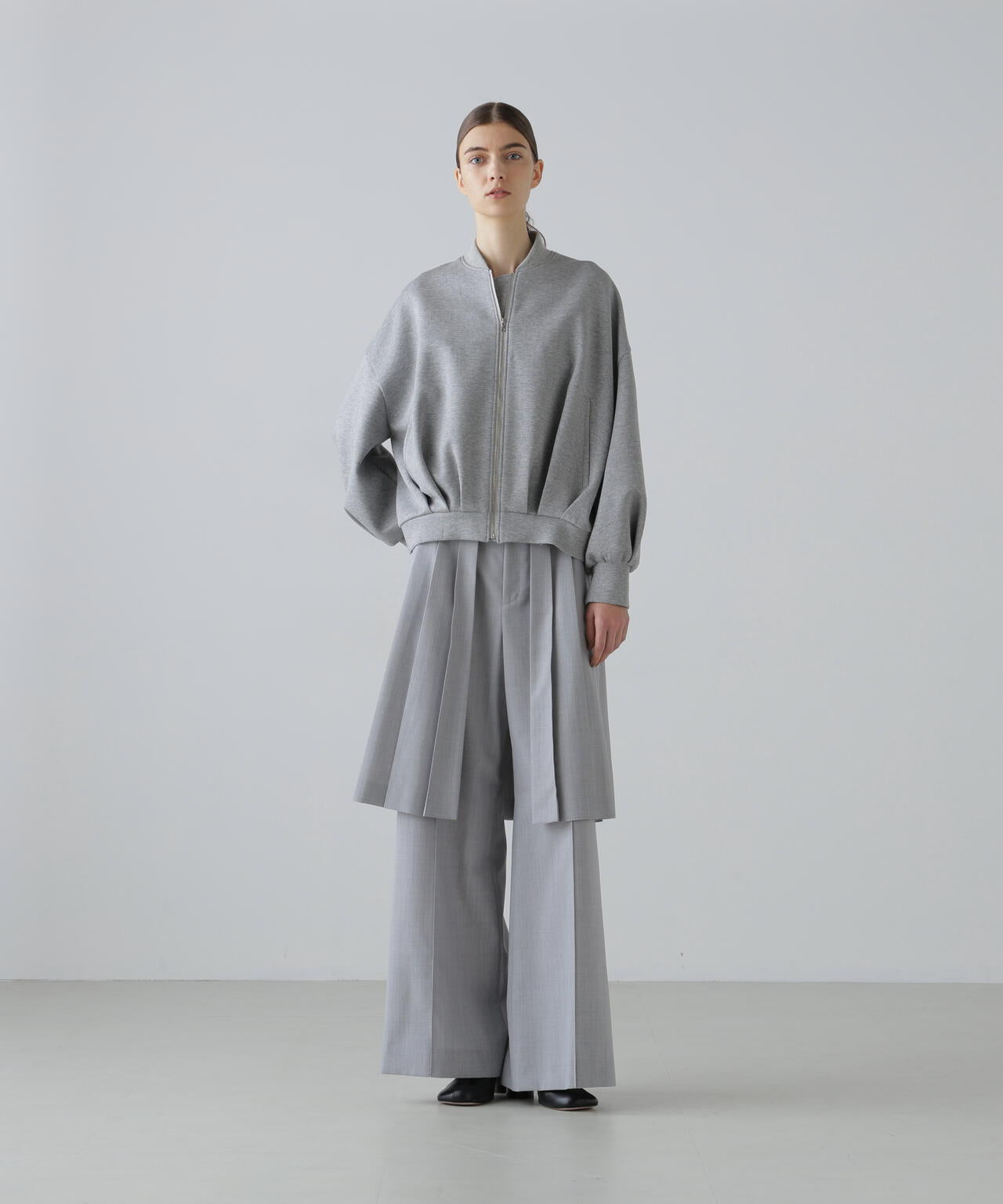 スマートトロピカルパンツ