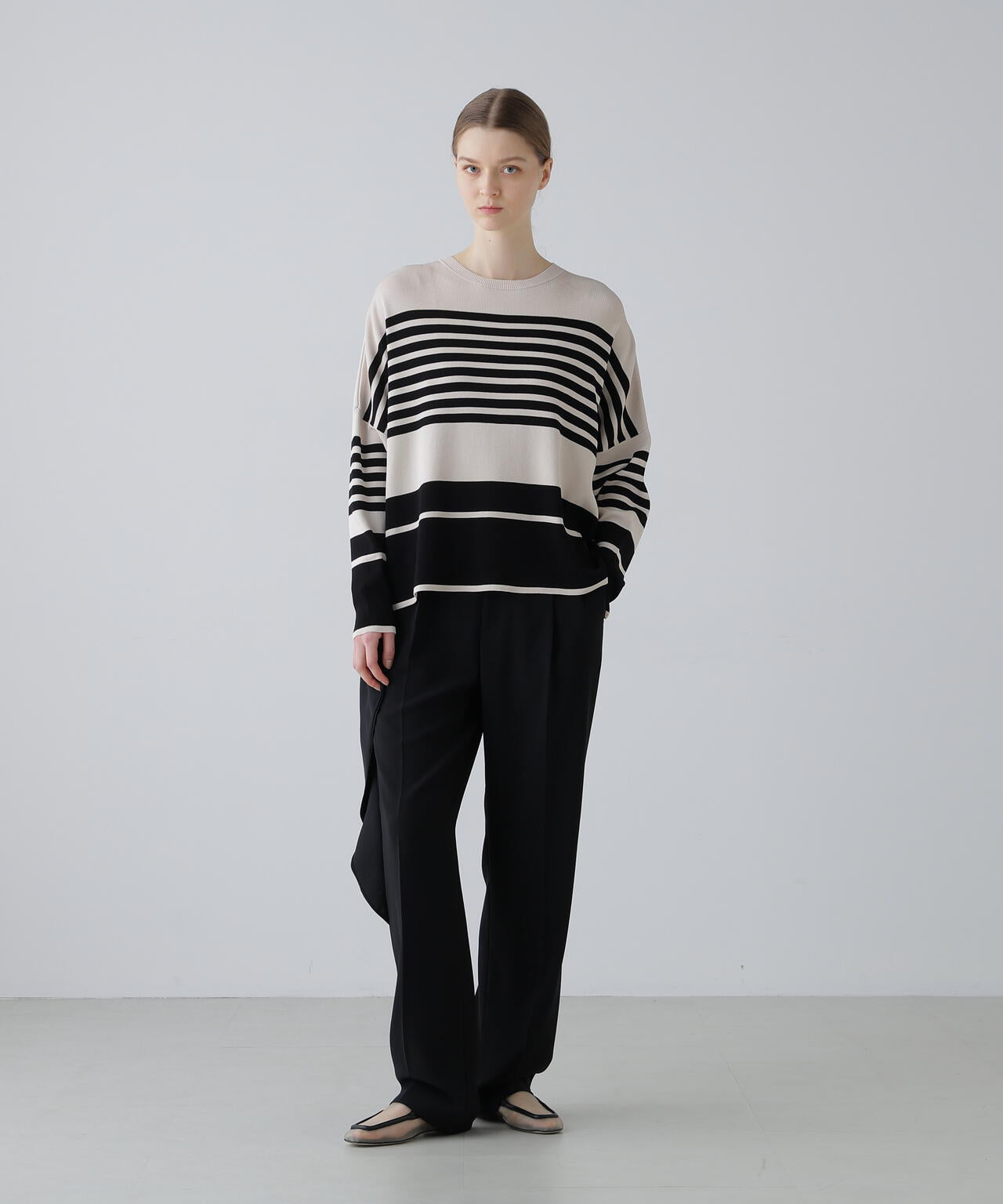 バックサテンジョーゼットパンツ