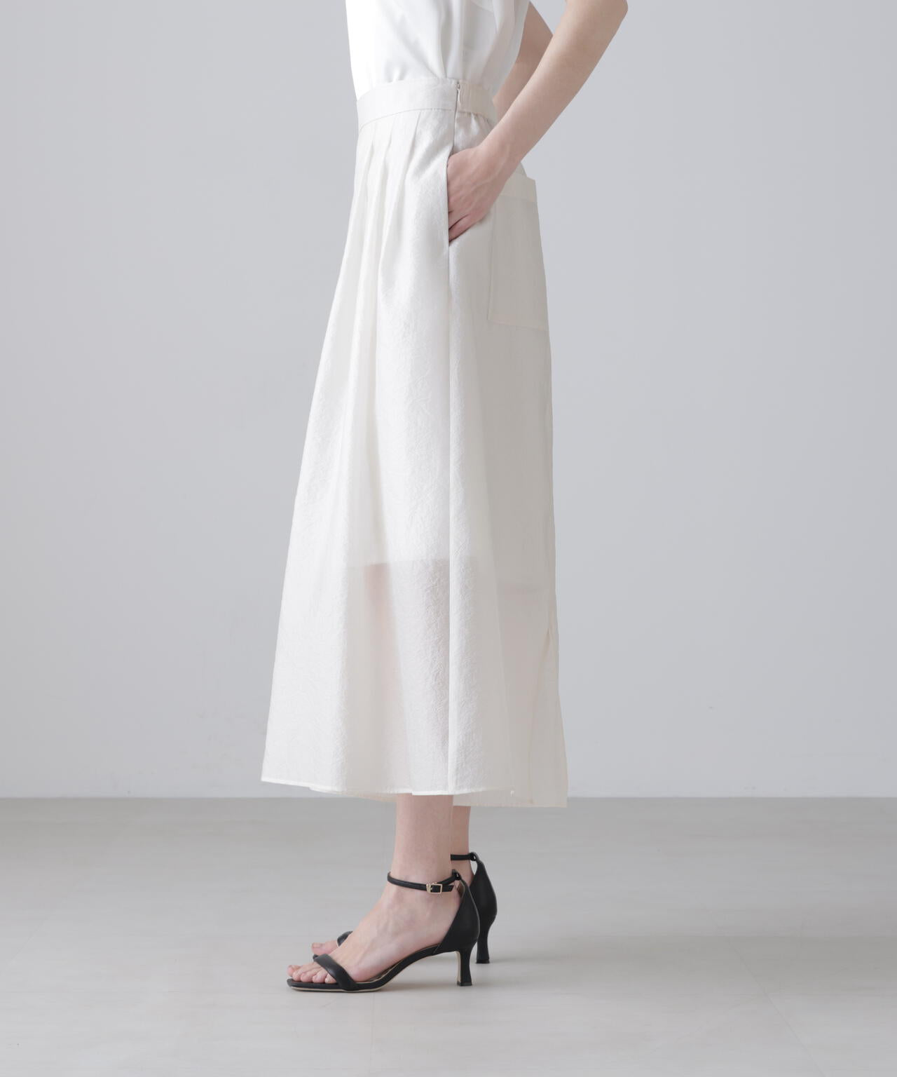 シルキーオーガンザパンツ