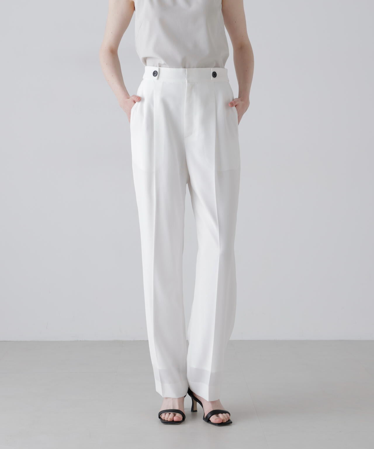 176cm B:80 W:60 H:88 着用サイズ：38