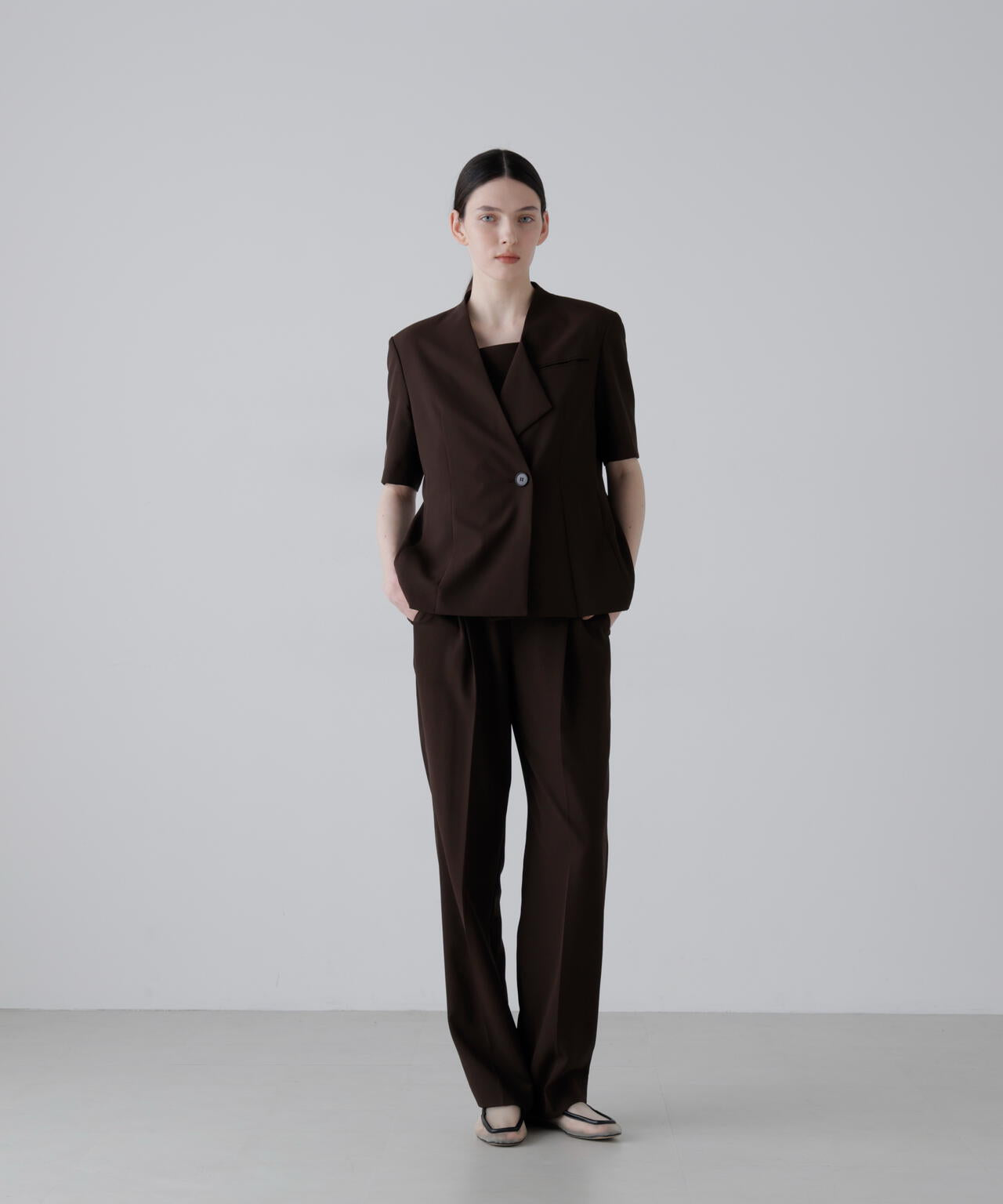 176cm B:80 W:60 H:88 着用サイズ：38