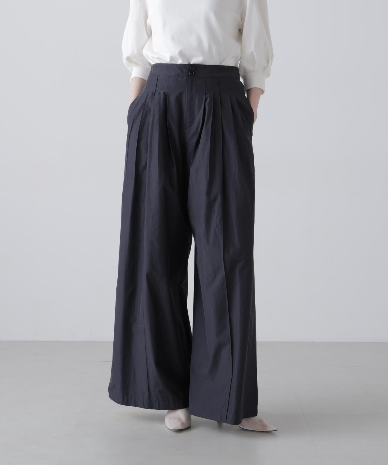 176cm B:80 W:60 H:88 着用サイズ：38