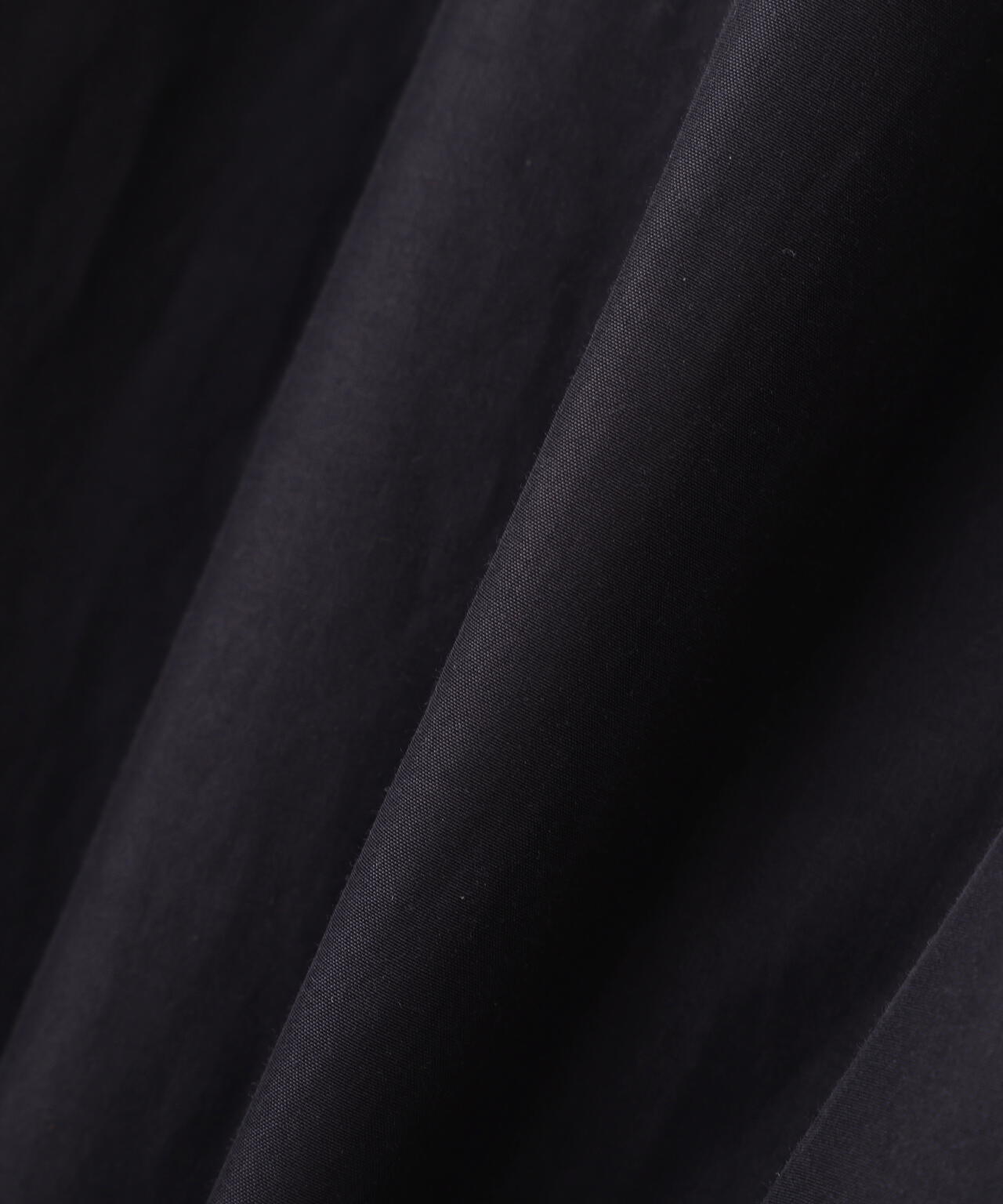 クリスピークロスパンツ