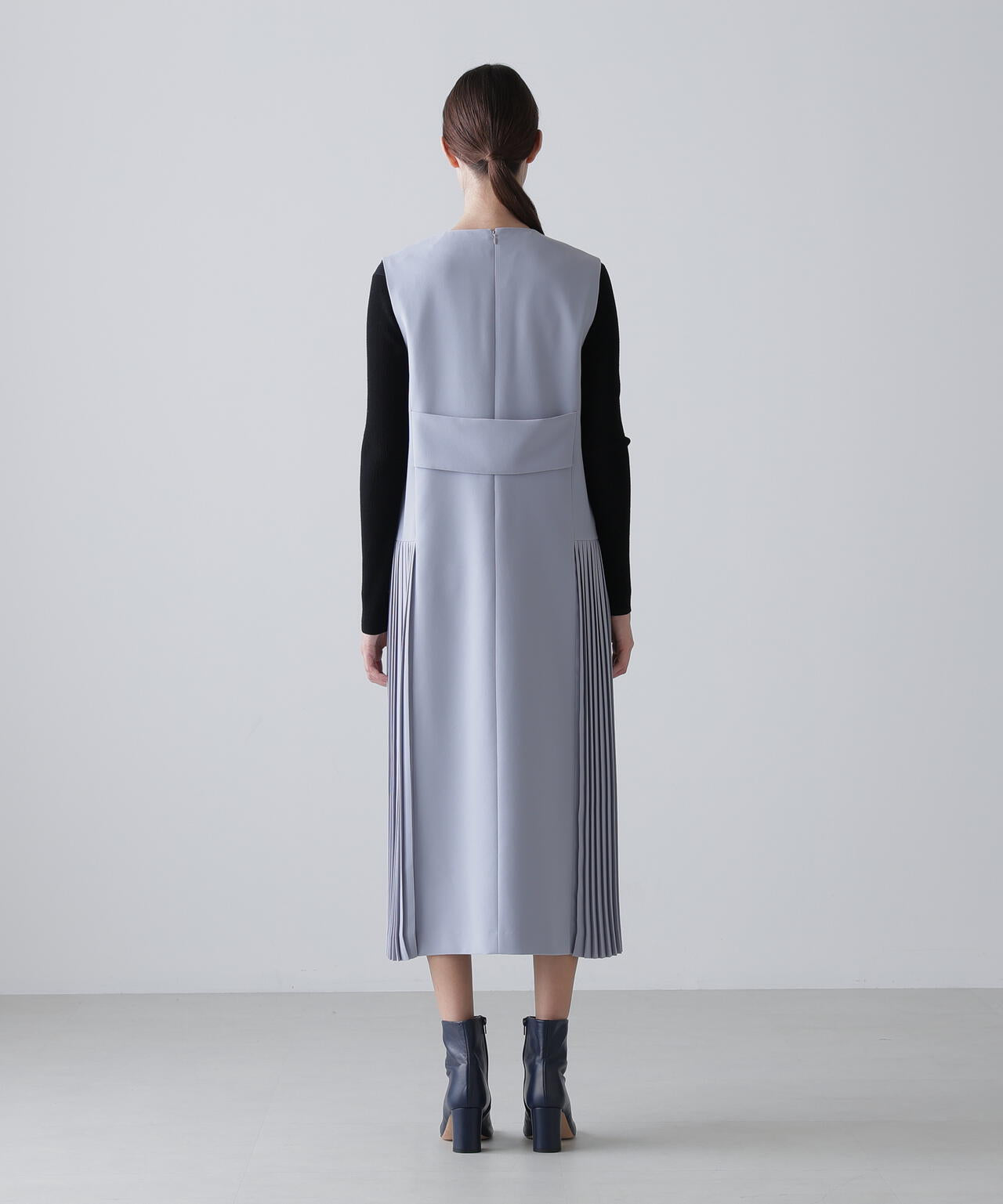 バックサテンアムンゼンワンピース | ADORE（アドーア