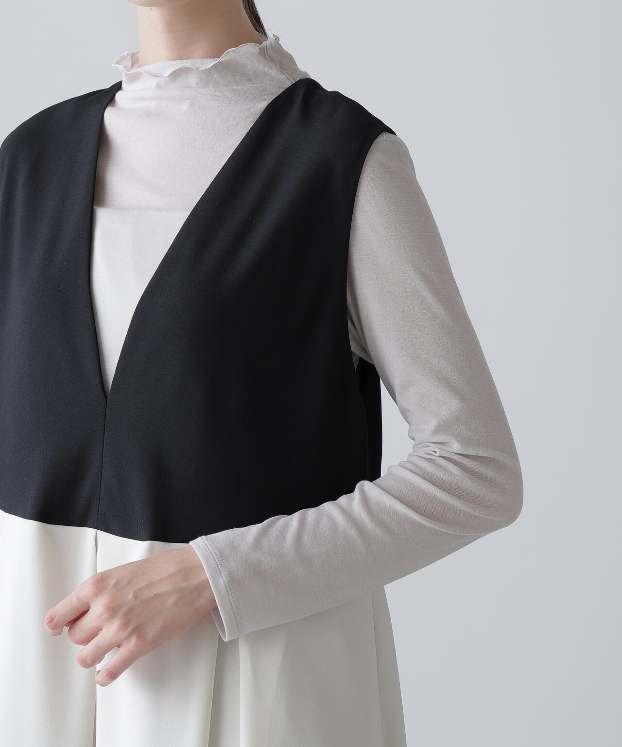 トリプルツイストワンピース