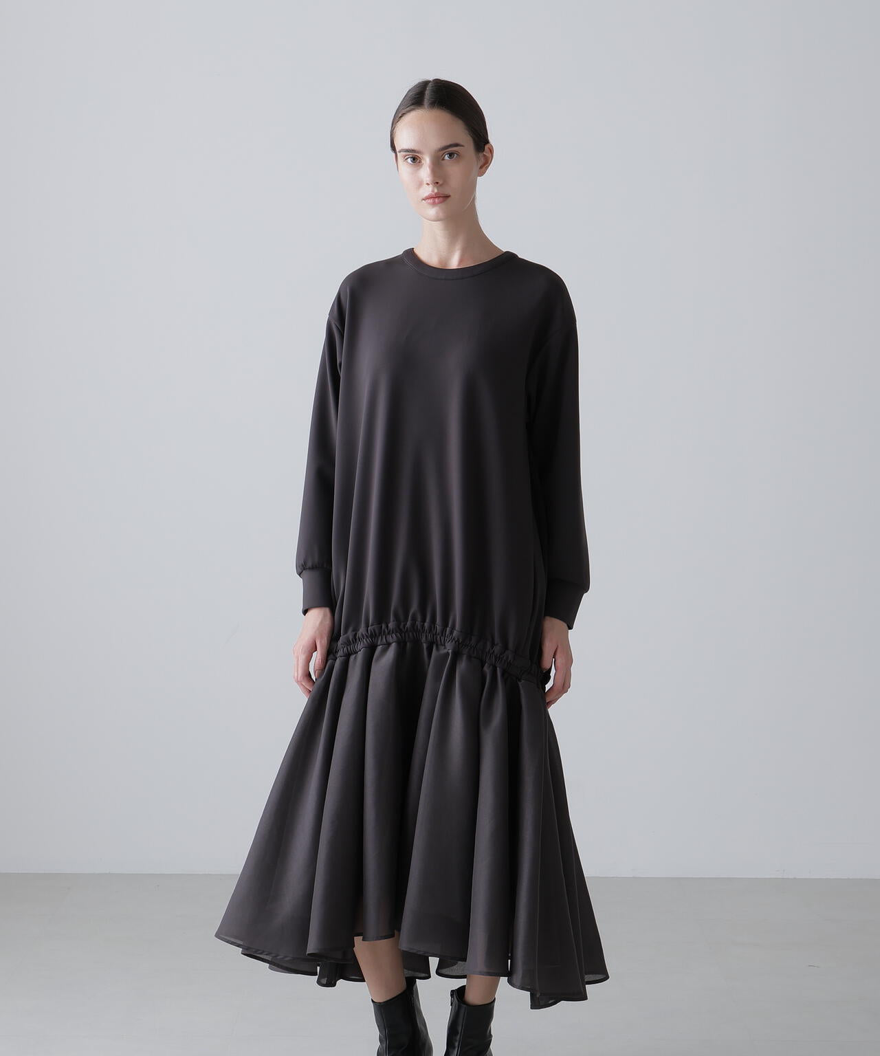 未使用 ADORE 切り替え ミディ ワンピース ドレス アドーア 新品 5315240908-010_MAIN.jpg?v=