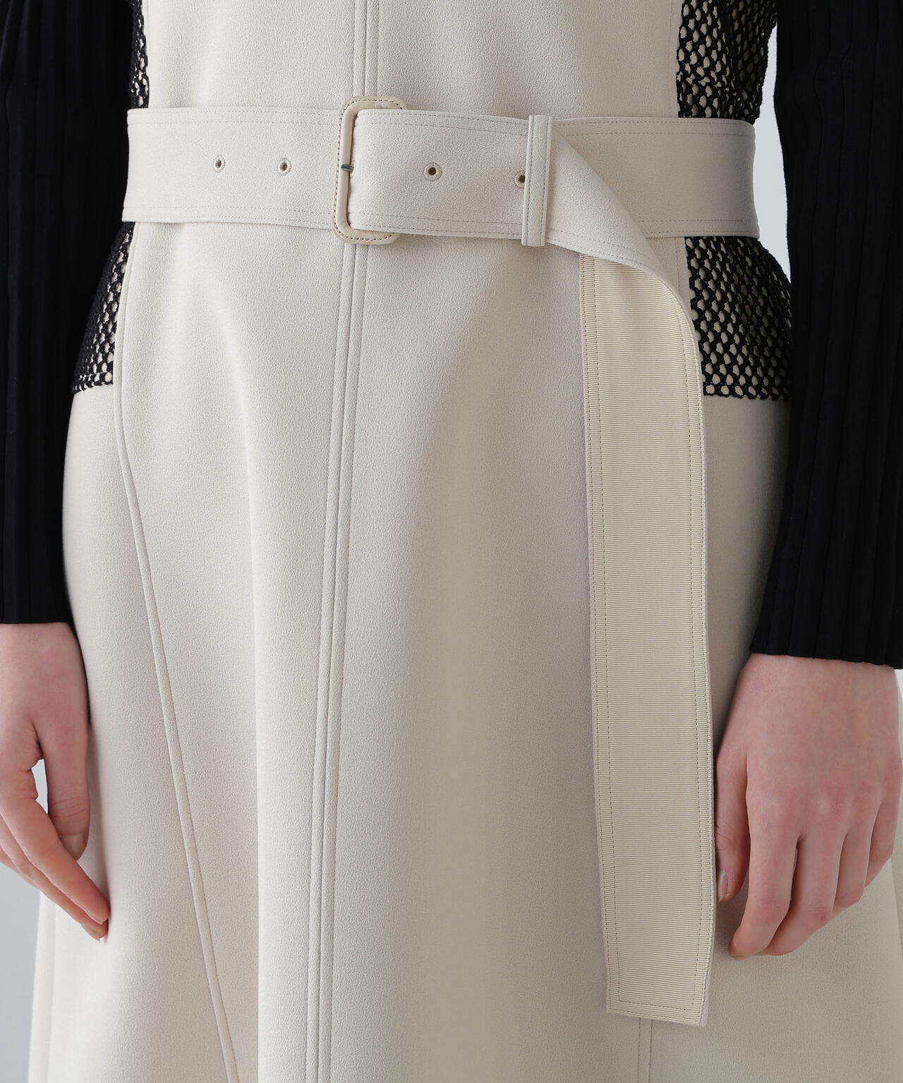 バイカラーボンディングワンピース | ADORE（アドーア） ｜【公式