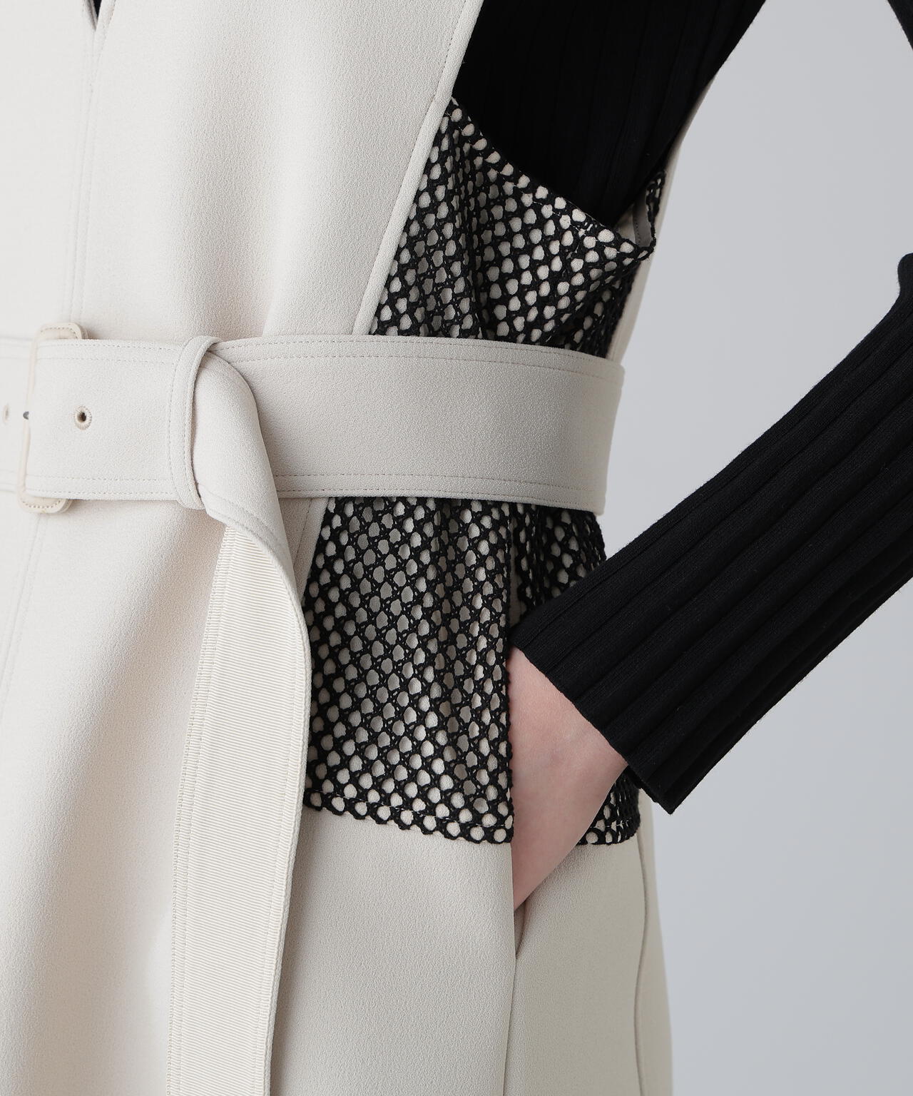 バイカラーボンディングワンピース | ADORE（アドーア） ｜【公式