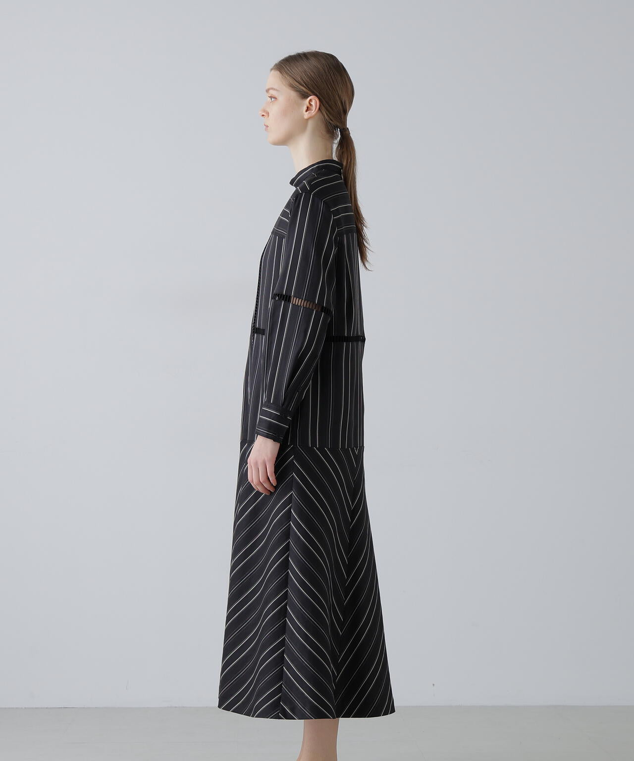 マルチストライプジャガードワンピース | ADORE（アドーア） ｜【公式