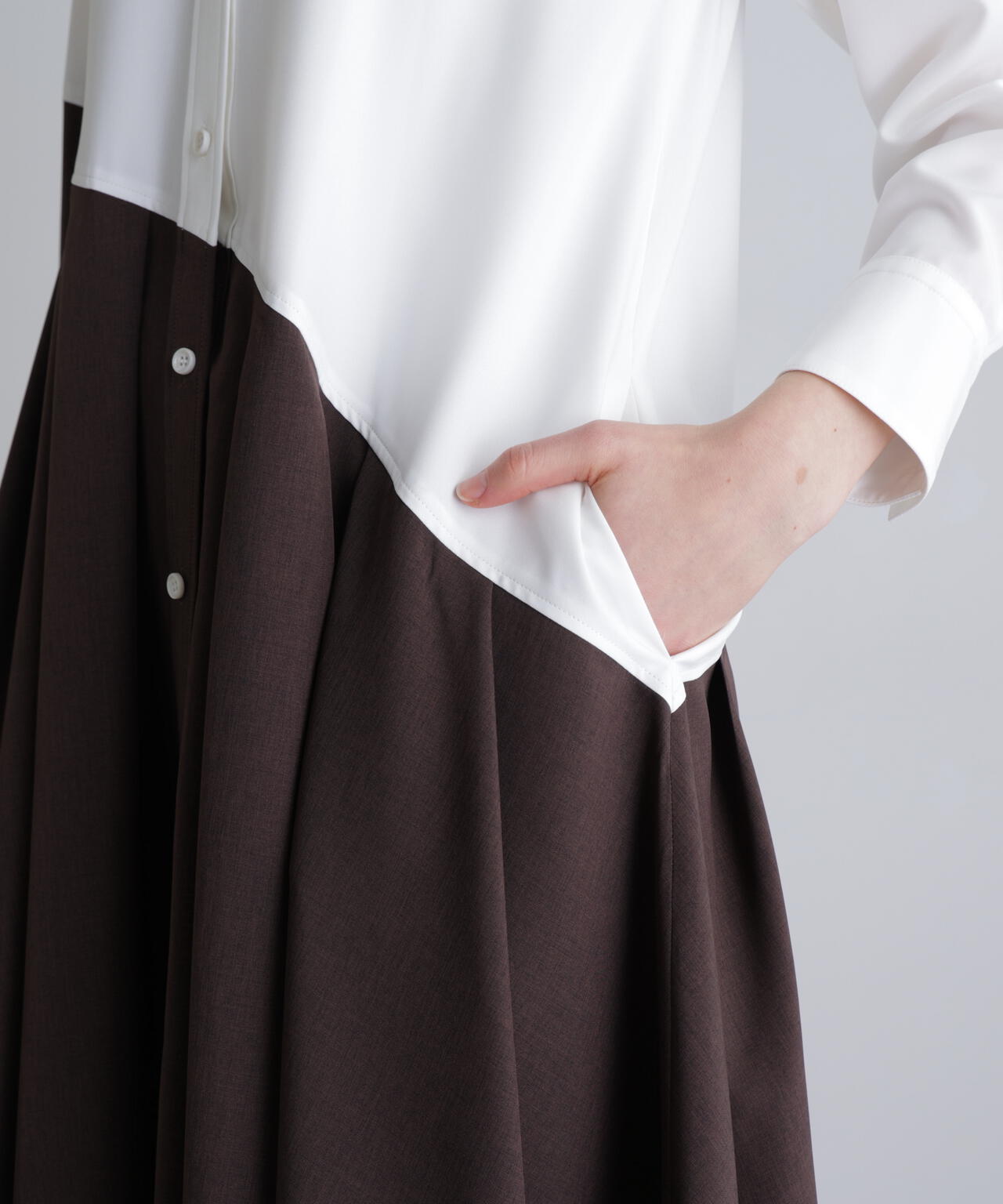 ファンクショナルプレーンクロスワンピース