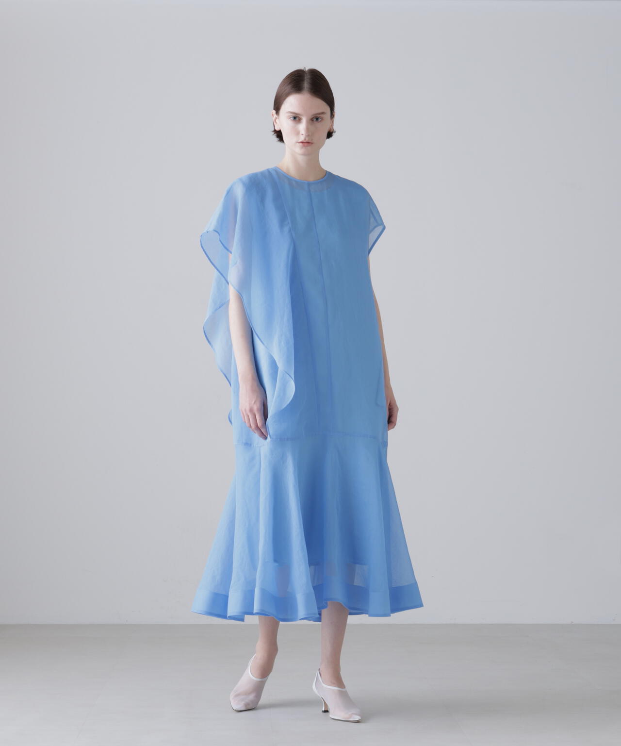 美品●アドーアADORE●ソフトオーガンジーワンピース¥63800ルフィルhlm ソフトオーガンジーワンピース | ADORE（アドーア） ｜【公式】通販mix