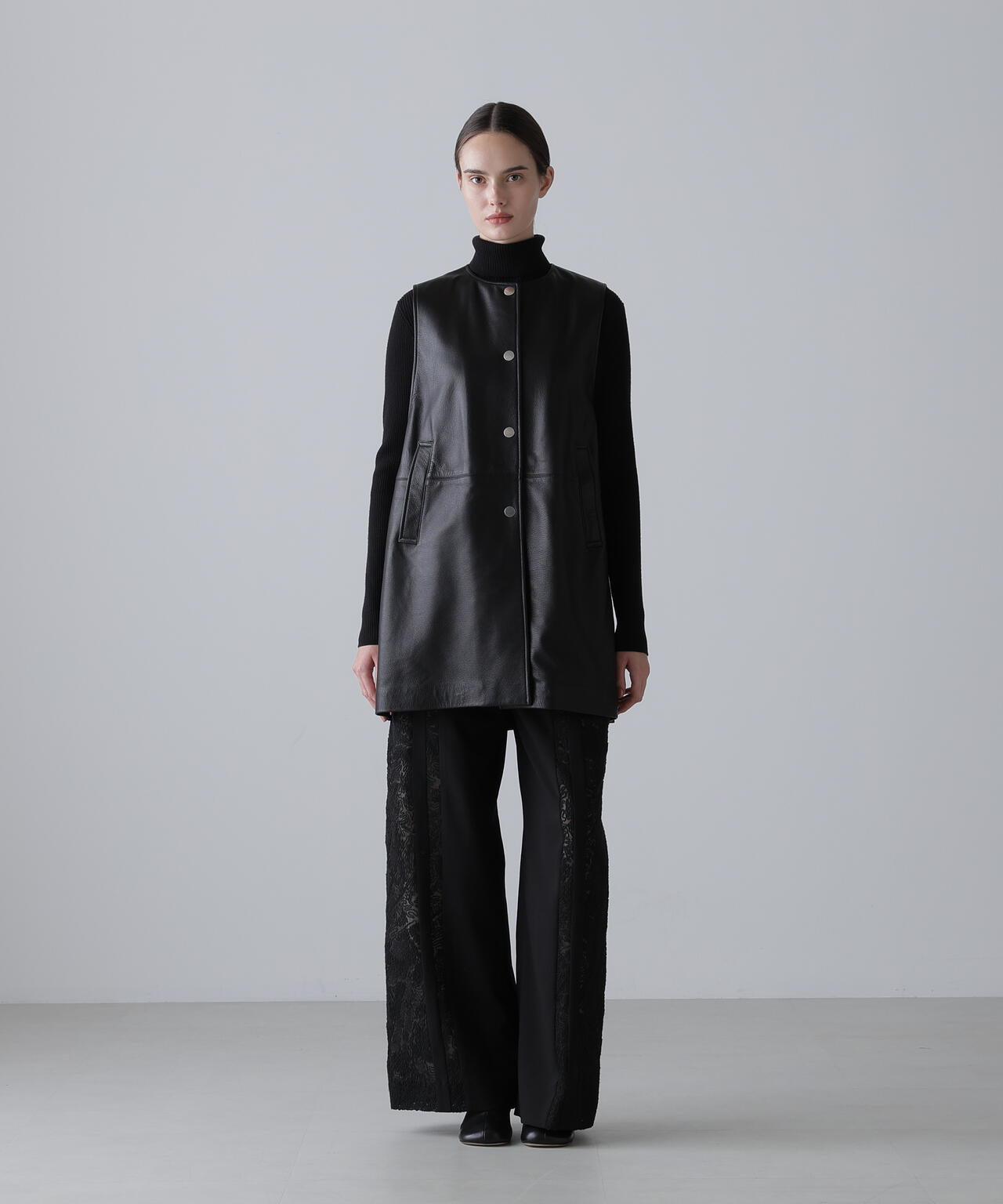 s*a様 美品　ADORE 黒 36 マットポンチスカート | ADORE（アドーア） ｜【公式】通販mix