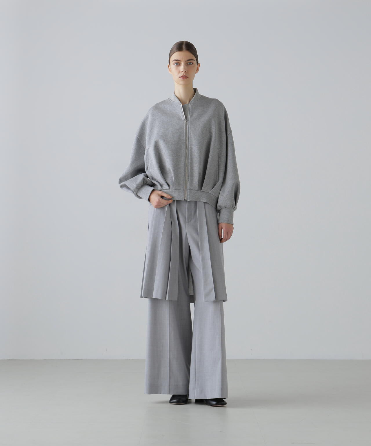 ADORE アドーア クッションダンボールジャケット アドーア ADORE クッションダンボールジャケット （ブラック