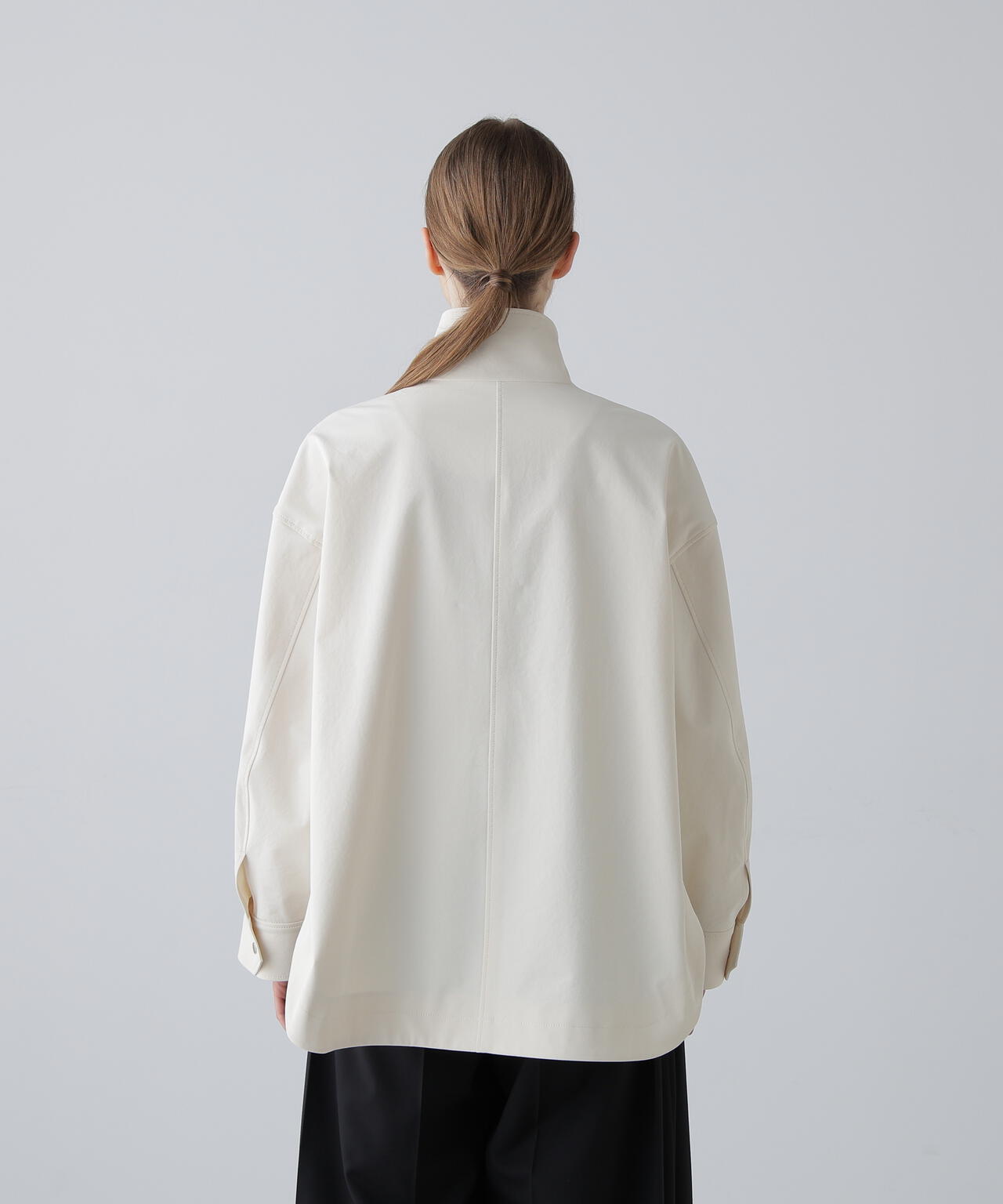 ペーパーライクストレッチジャケット
