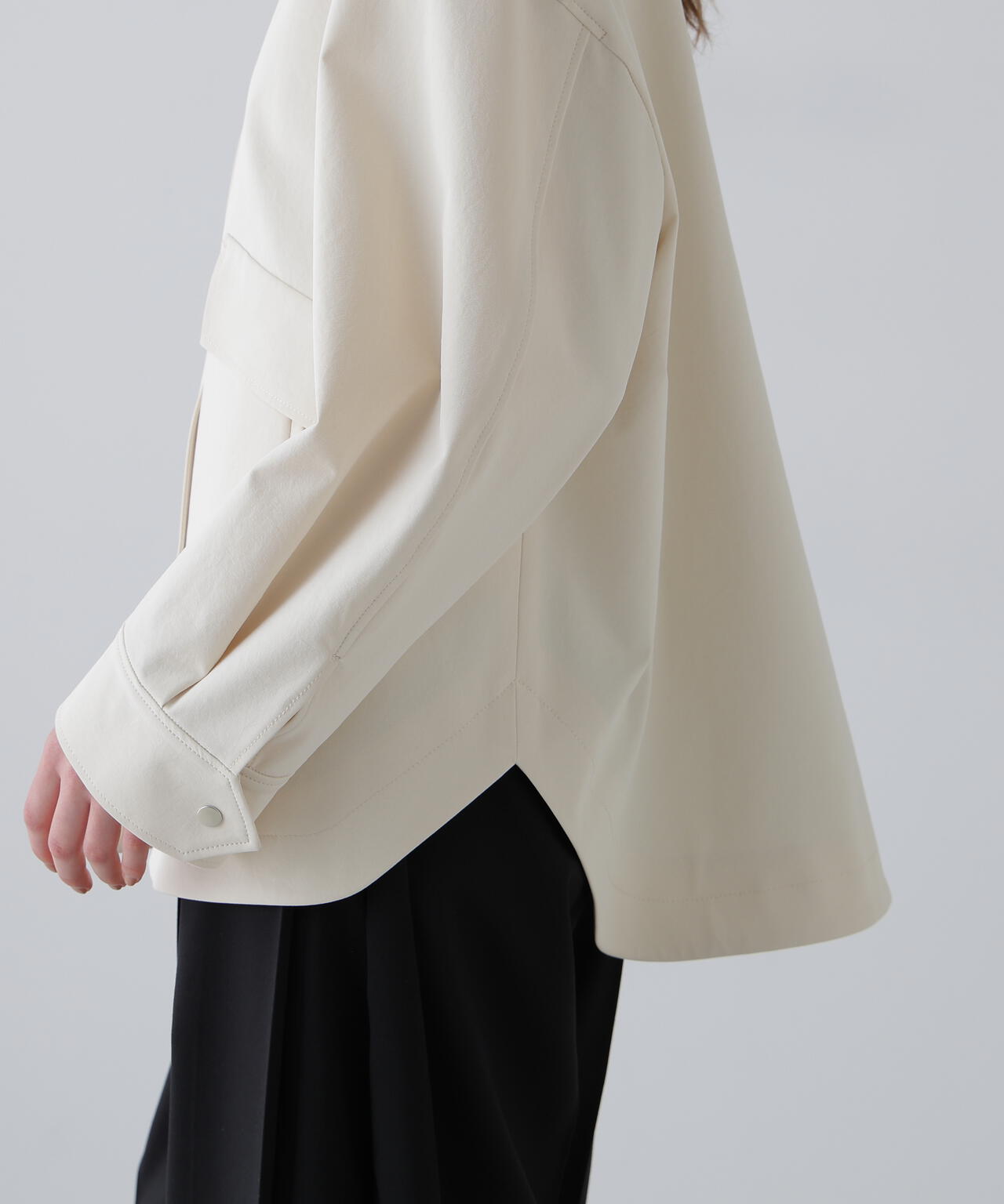 ペーパーライクストレッチジャケット