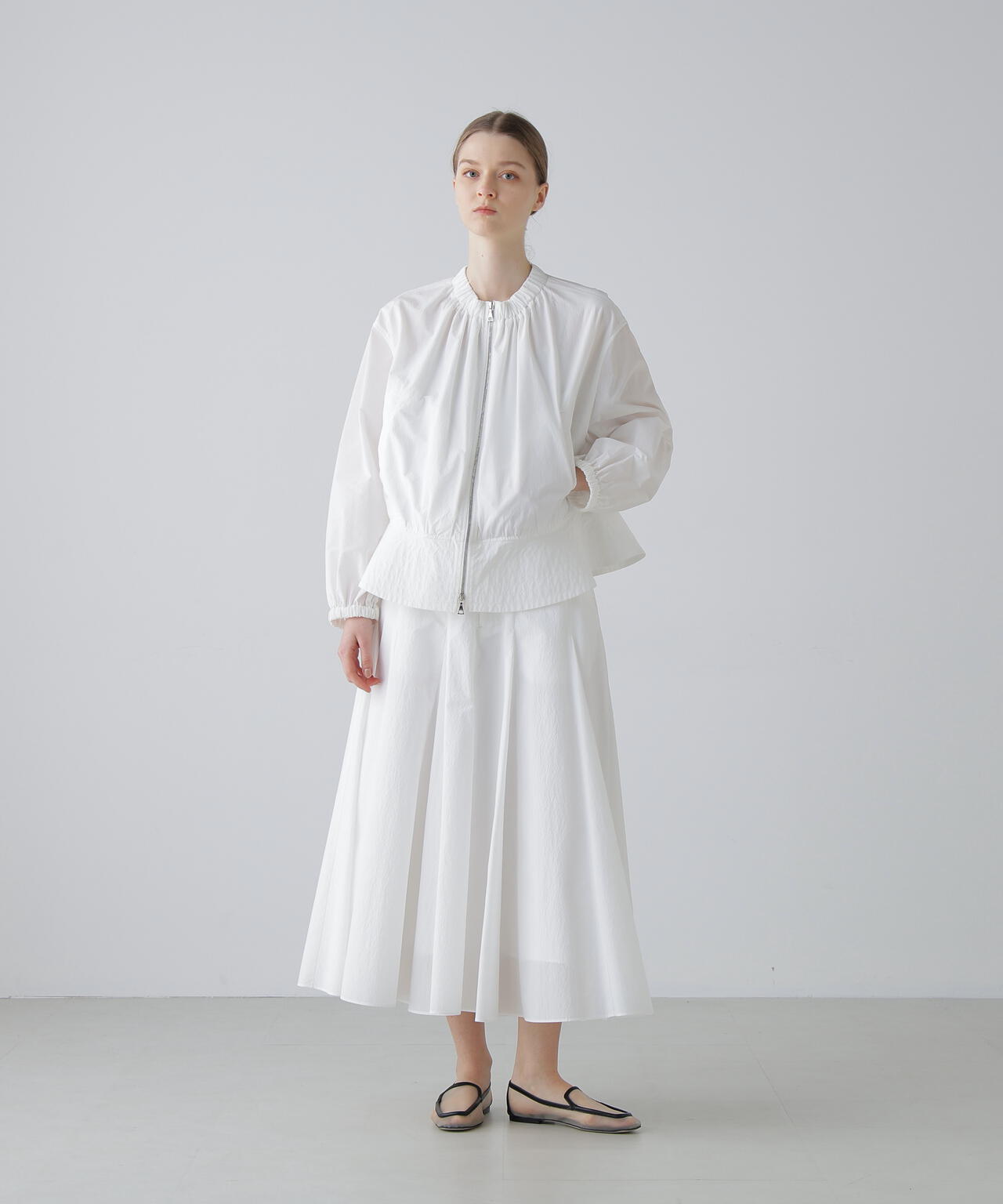 ペーパーライクナイロンジャケット | ADORE（アドーア） ｜【公式