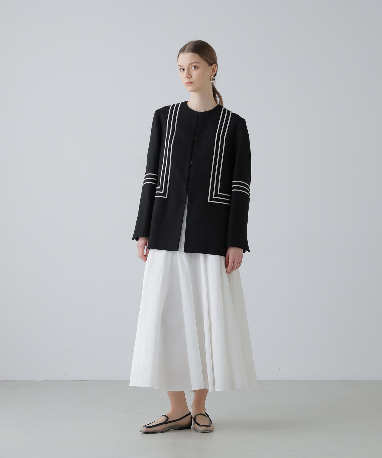 ボールドラインエンブロイダリージャケット | ADORE（アドーア