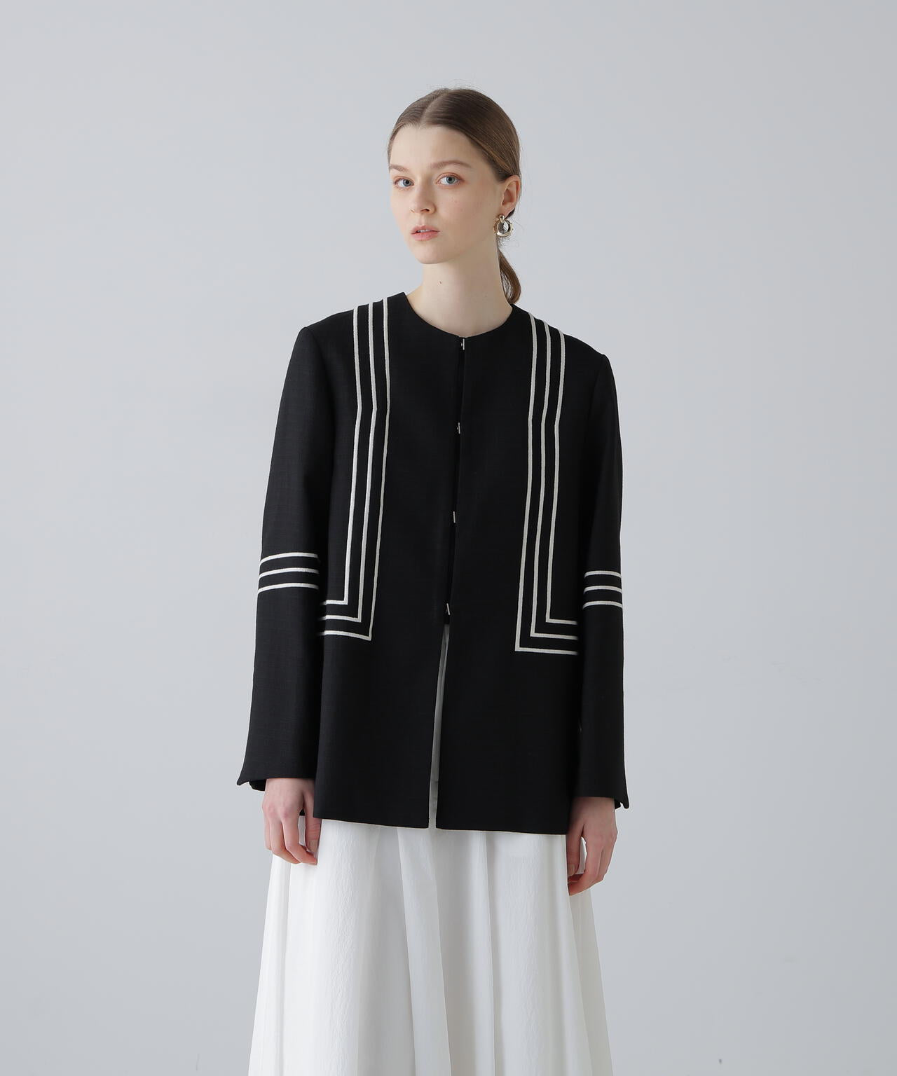 ボールドラインエンブロイダリージャケット | ADORE（アドーア