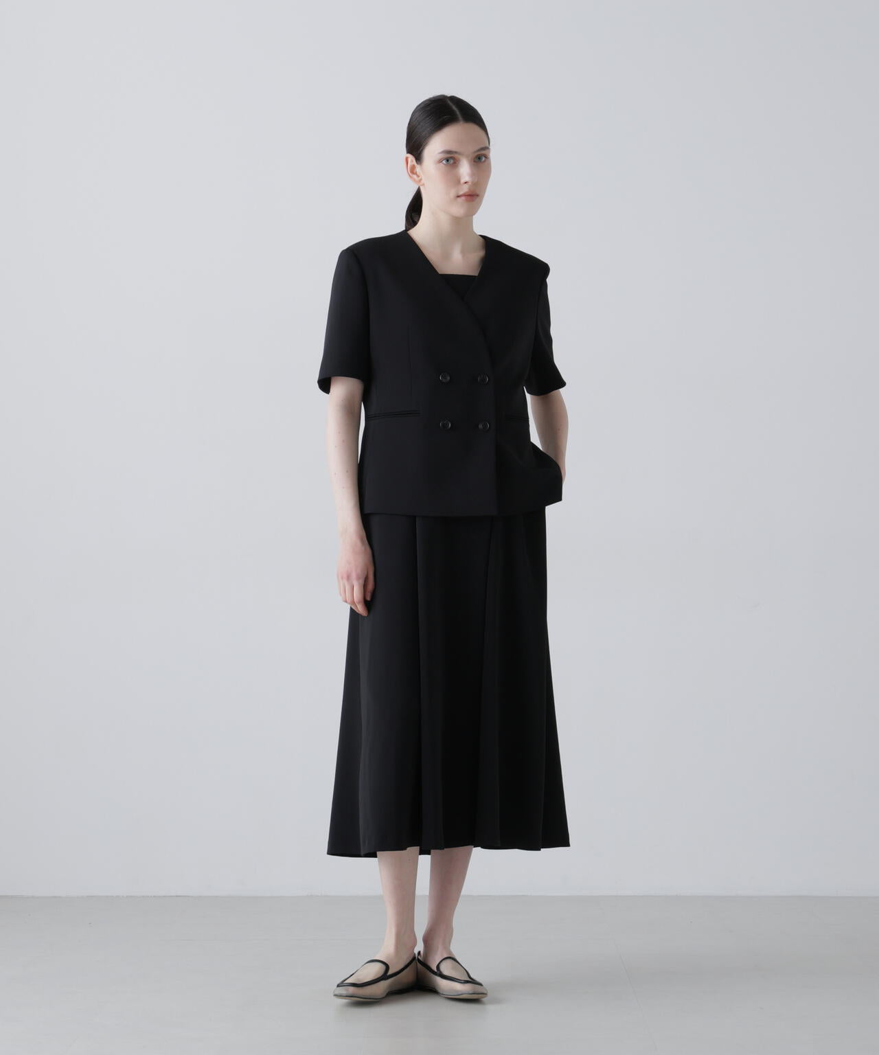 176cm B:80 W:60 H:88 着用サイズ：38