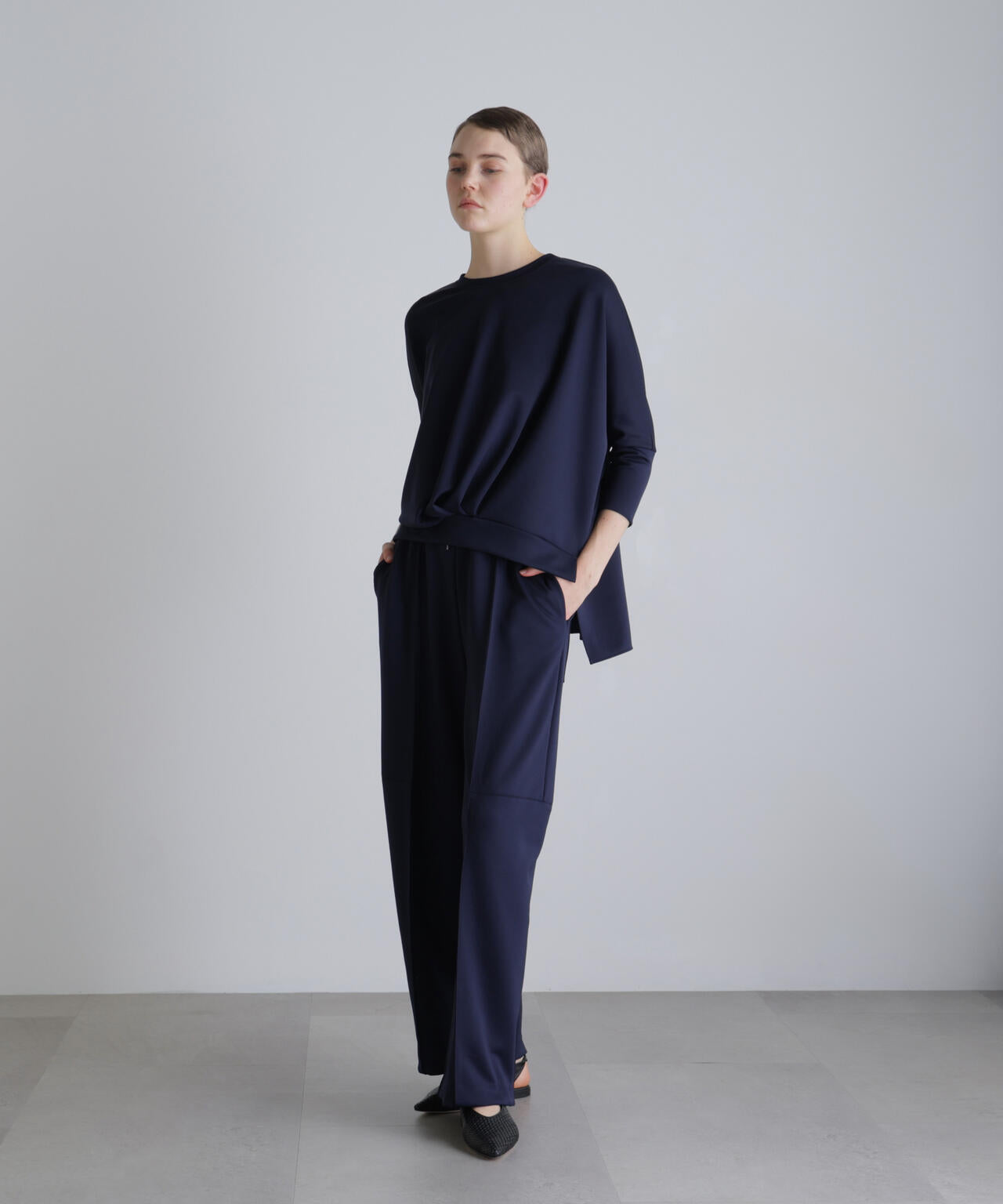 極美品 アドーア 24SS アシメラッフルジャージーカットソー ノースリーブ ADORE - 極美品 アドーア 24SS アシメラッフルジャージーカットソー