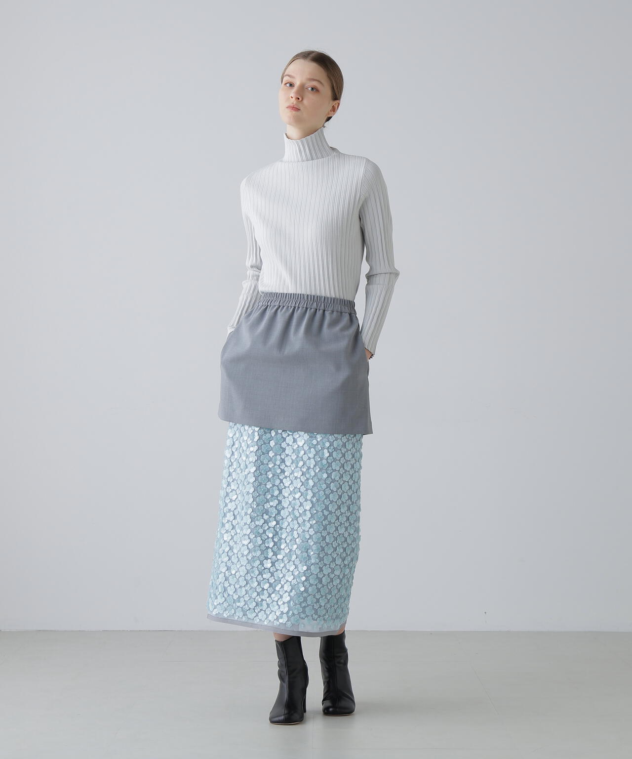 トタンプリーツニット