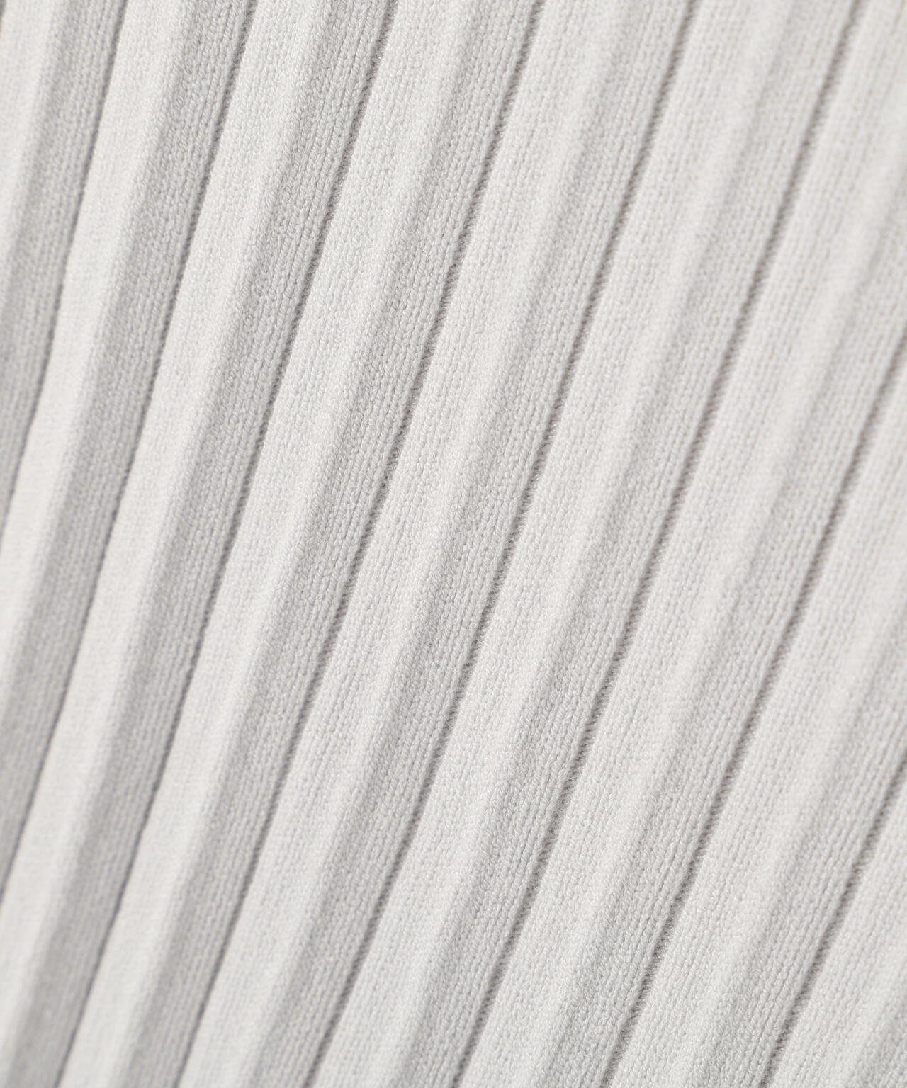 トタンプリーツニット