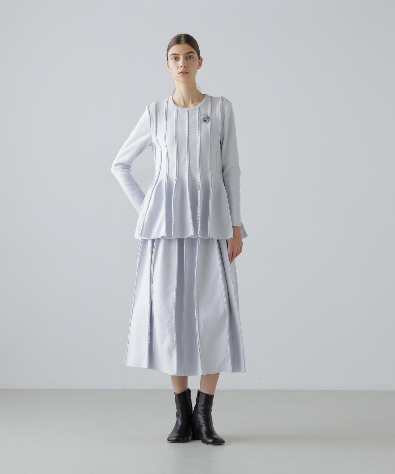 アルチザンニットスカート