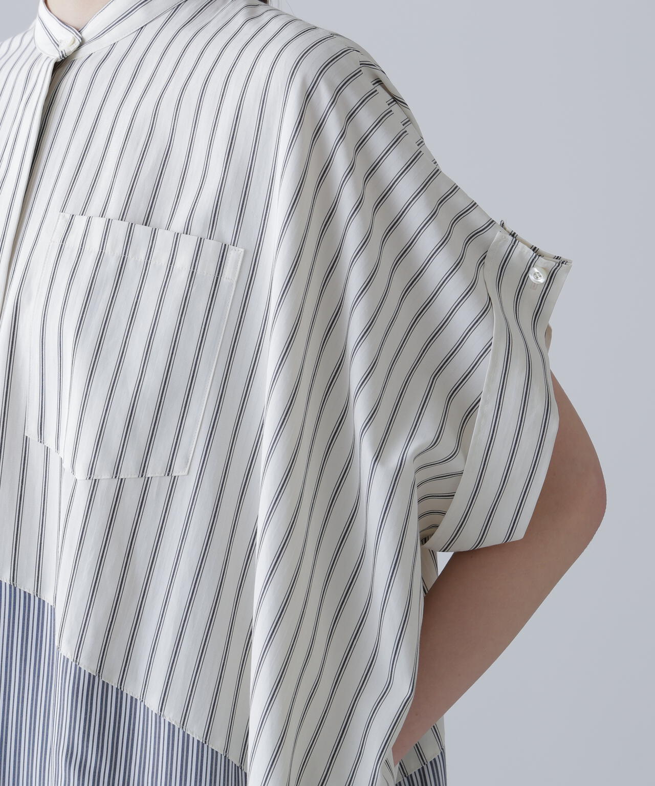 美品✨アドーア ワンピース バック ティアード ストライプ Aライン 近年 コンパクトストライプワンピース | ADORE（アドーア） ｜【公式】通販