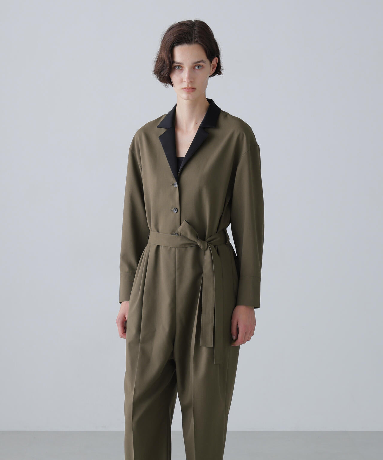 ADORE アドーア　ハイゲージストレッチコンビネゾン　ワイド　カーキ　美品 ファイントロコンビネゾン | ADORE（アドーア） ｜【公式】通販mix