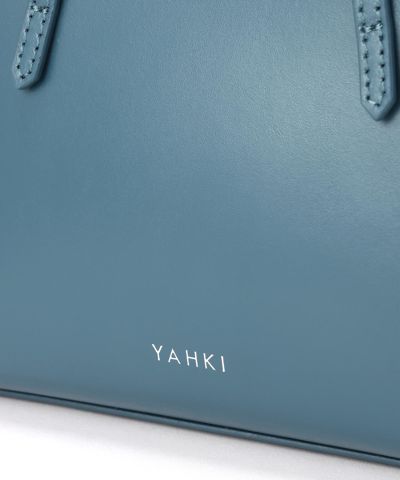 ＹＡＨＫＩ　Ｗフェイススモールバッグ