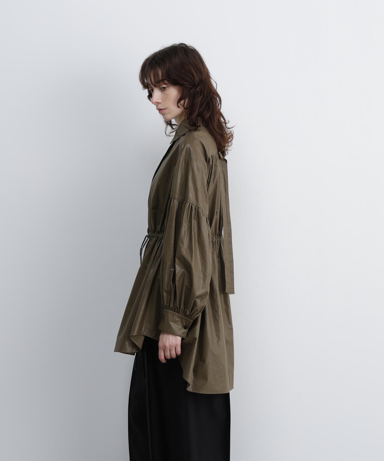 UNiPH＞コーティングコットンブラウス | ADORE（アドーア） ｜【公式