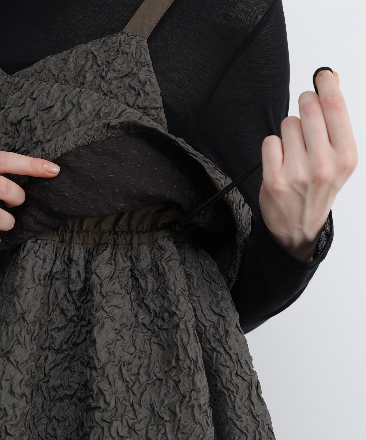 ＜UNiPH＞ブライトフローティングジャガードブラウス