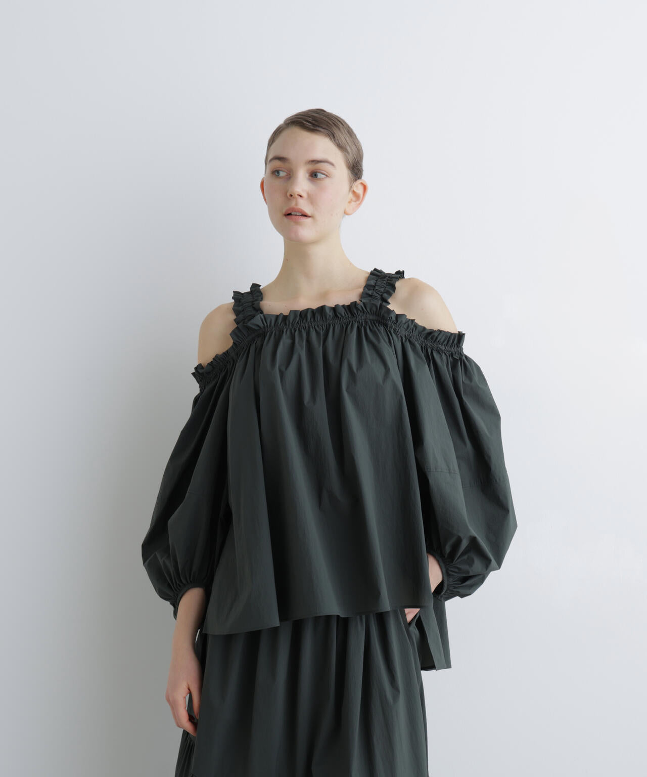 ＜UNiPH＞ドライナイロンブラウス