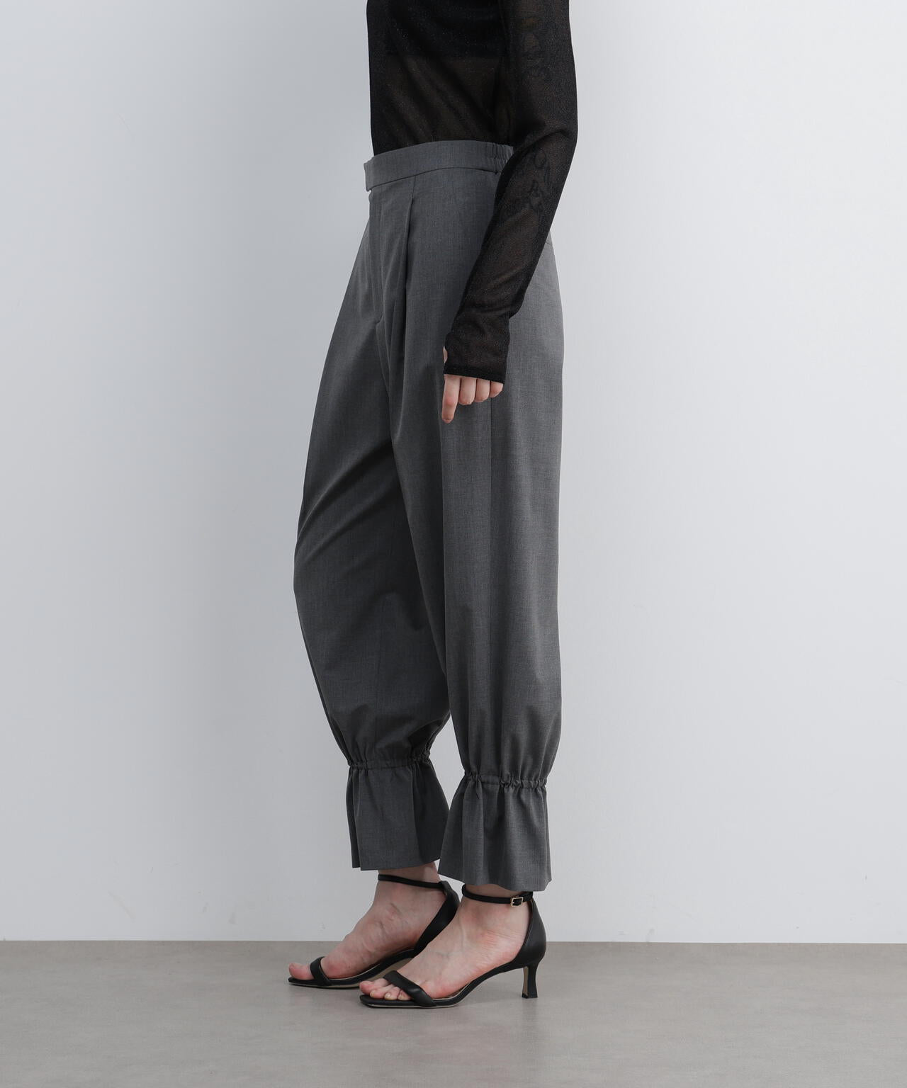 ＜UNiPH＞ハイブリッドトロパンツ