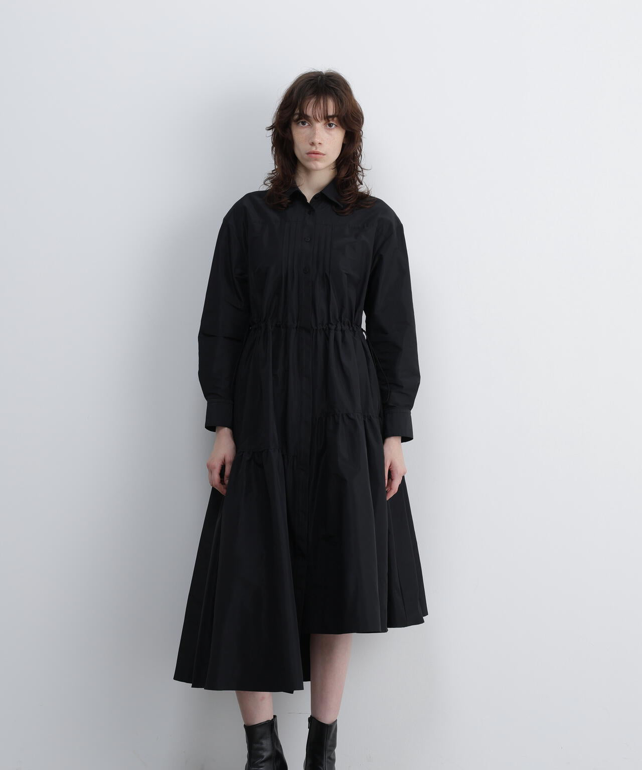 UNiPH＞スパークルタフタワンピース | ADORE（アドーア） ｜【公式