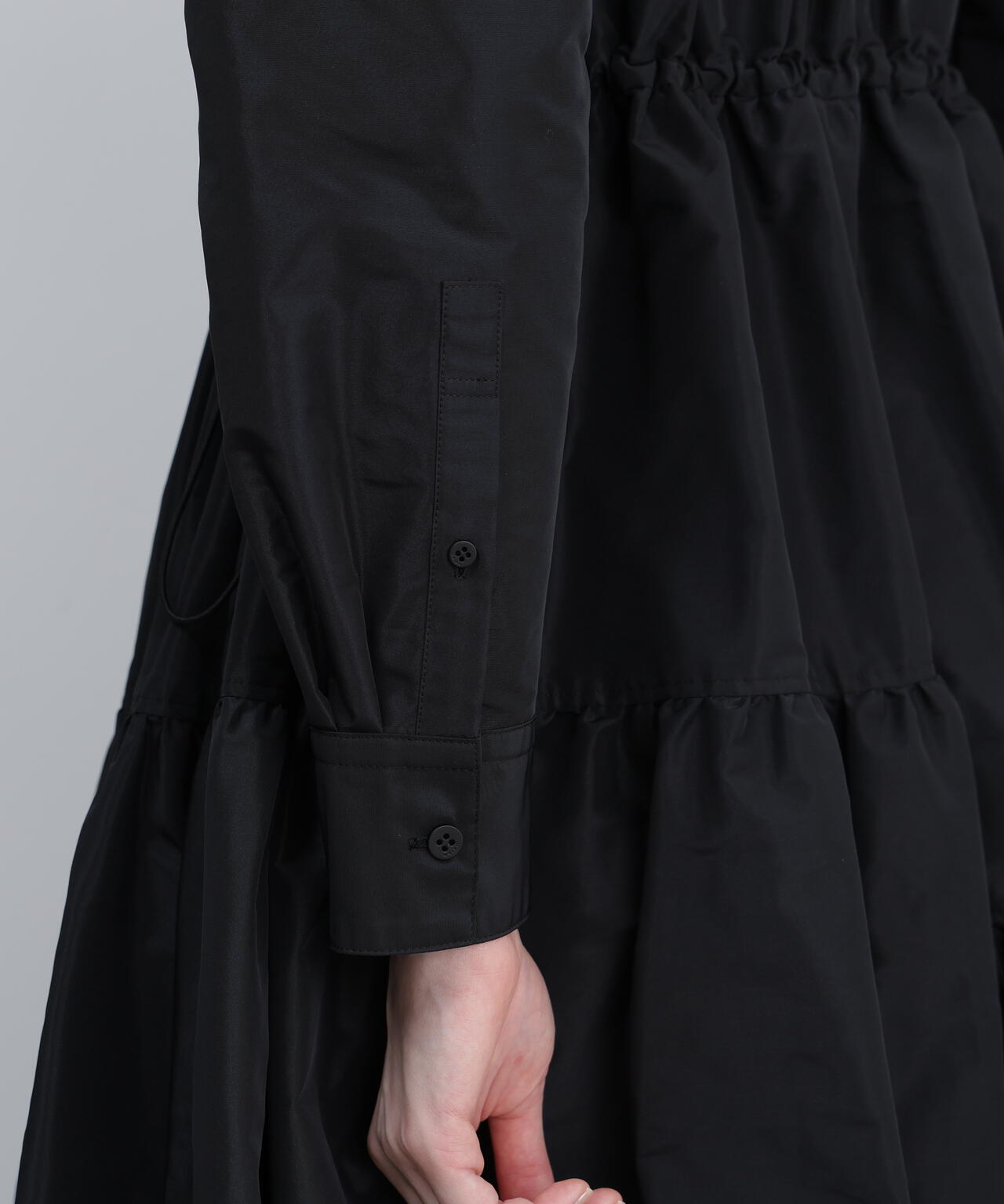 UNiPH＞スパークルタフタワンピース | ADORE（アドーア） ｜【公式