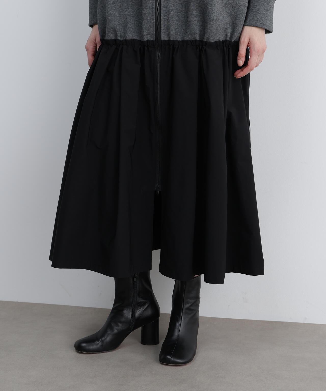 UNiPH＞エクストラダンボールワンピース | ADORE（アドーア） ｜【公式