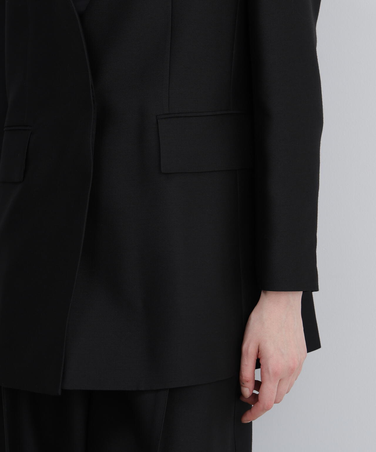 UNiPH＞シルクウールツイルジャケット | ADORE（アドーア） ｜【公式