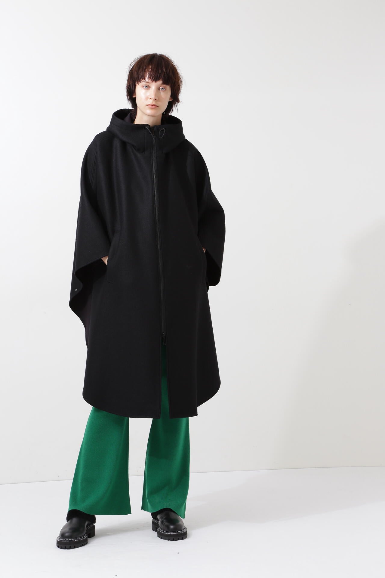 《LE PHIL》Ｗａｓｈａｂｌｅニットパンツ