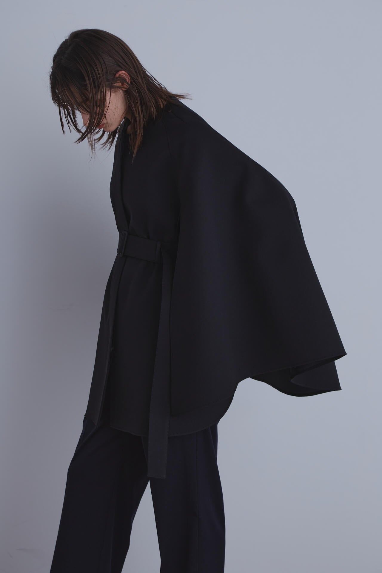 マトラッセトリプルクロスケープジャケット | LE PHIL（ル