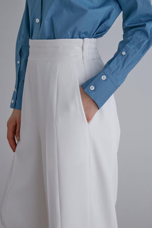 5877a1de-3953-531d-a5f2-71494b12e58d_Image