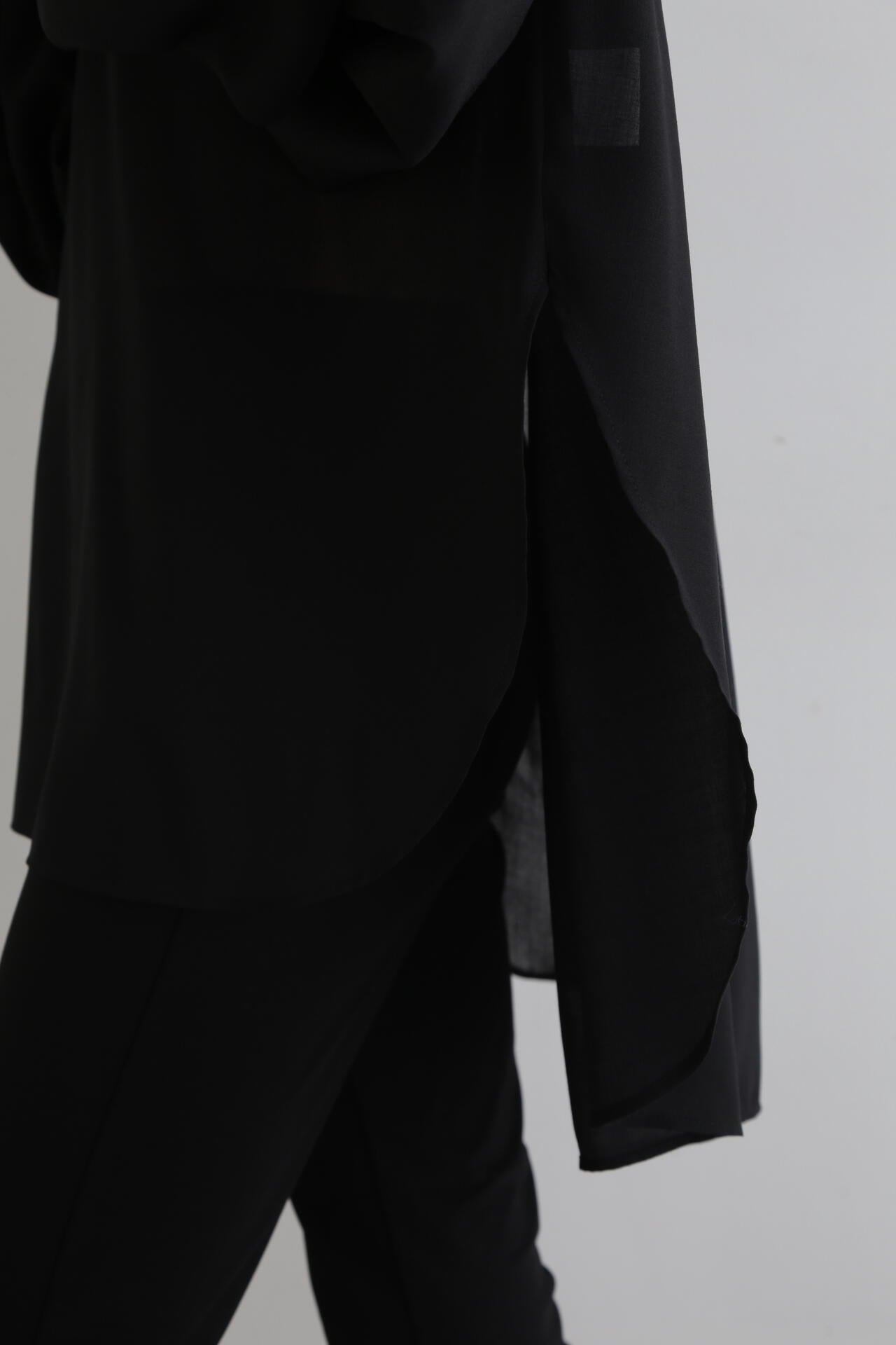 ドライウールギャザーブラウス | LE PHIL（ル フィル） ｜【公式】通販